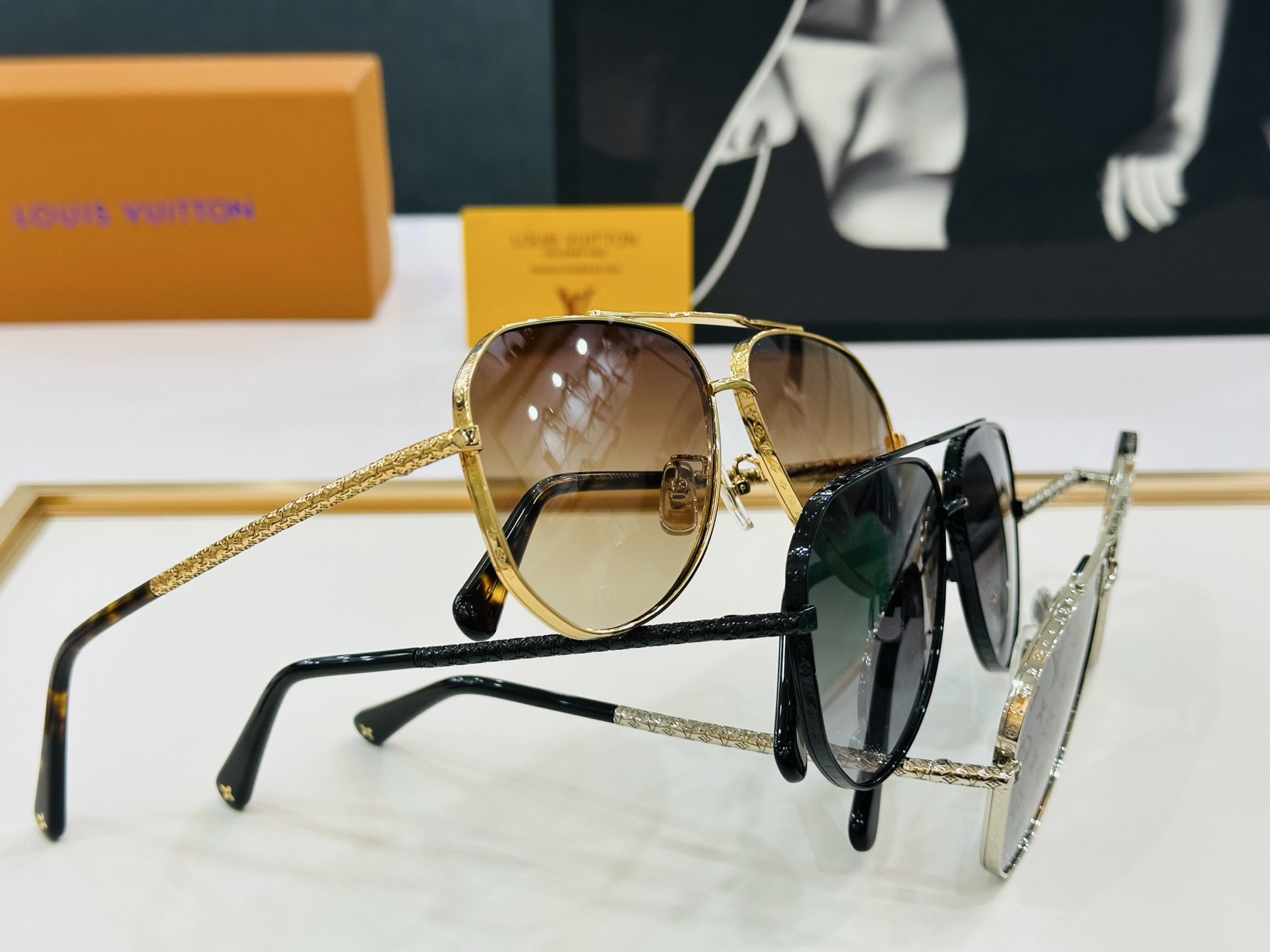 路易家 🎩Z1300 Size：61口14-145 充满活力的 展现独特个性🌟展现大气的你 q高品质 👍