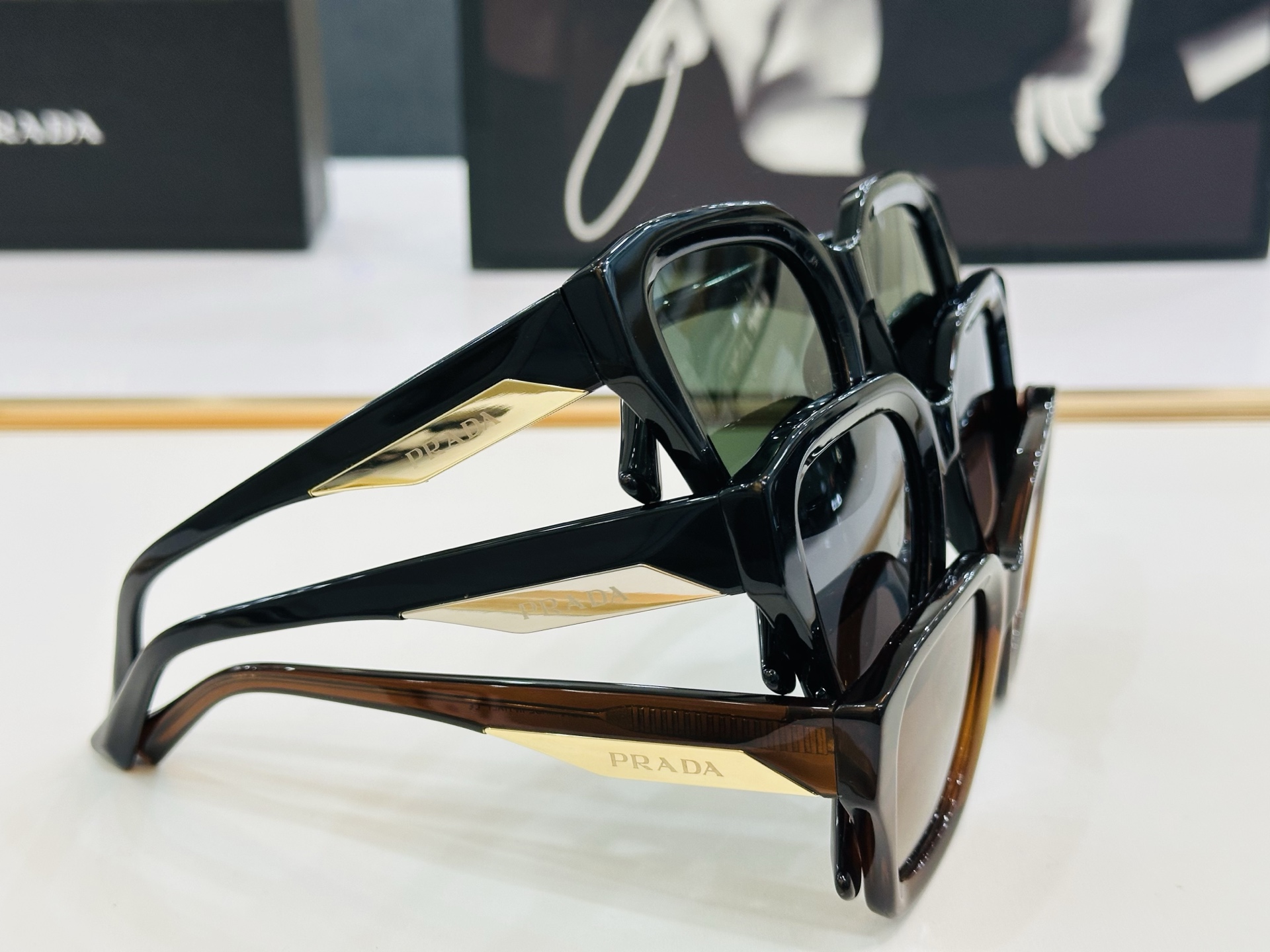 🔺PRAD*🔻普家 PRA79-S Size：52口20-145 眼镜系列堪称精湛制作 彰显独特个性 e