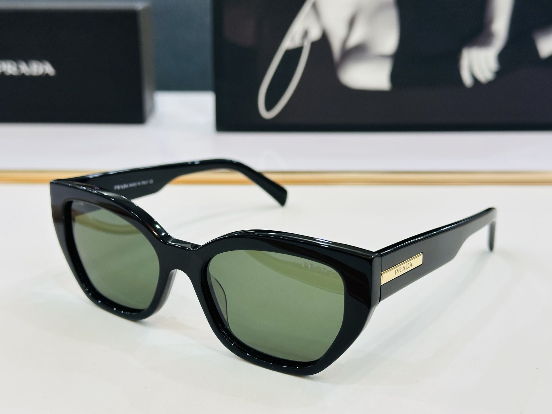 🔺PRAD*🔻普家 PRA83-S Size：54口18-145 眼镜系列堪称精湛制作 彰显独特个性 e