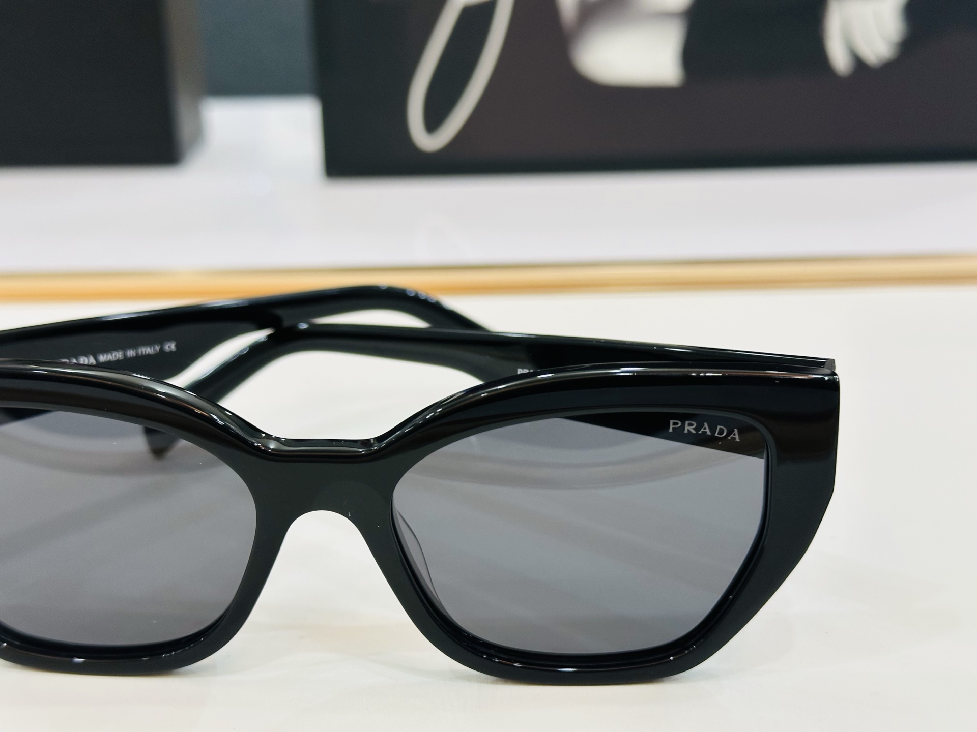 🔺PRAD*🔻普家 PRA83-S Size：54口18-145 眼镜系列堪称精湛制作 彰显独特个性 e