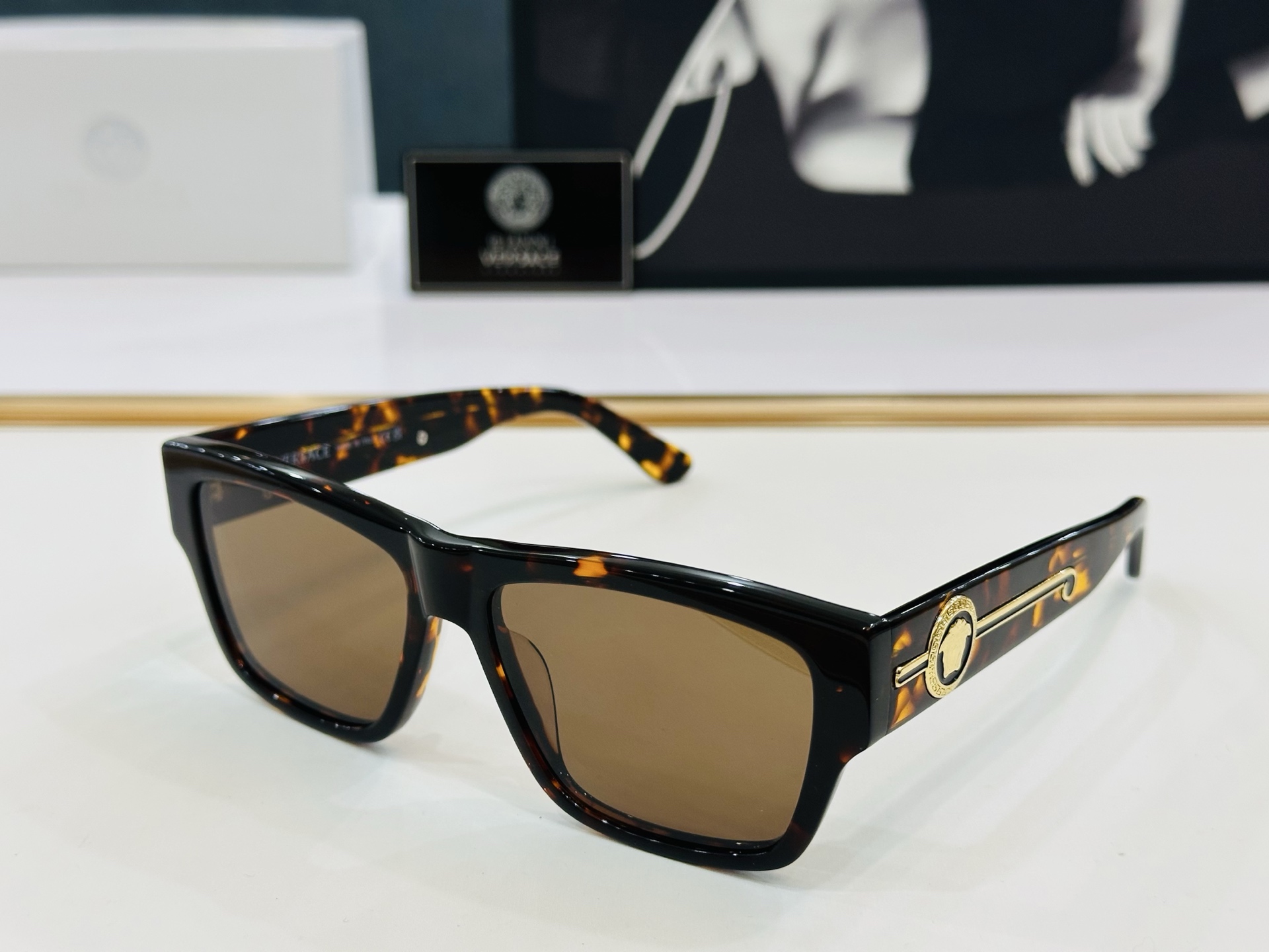 🎉🎉范思家 VERSACE✨✨✨MODEL：VE372N  ✨✨✨SIZE：58口17-145 ✨L有范