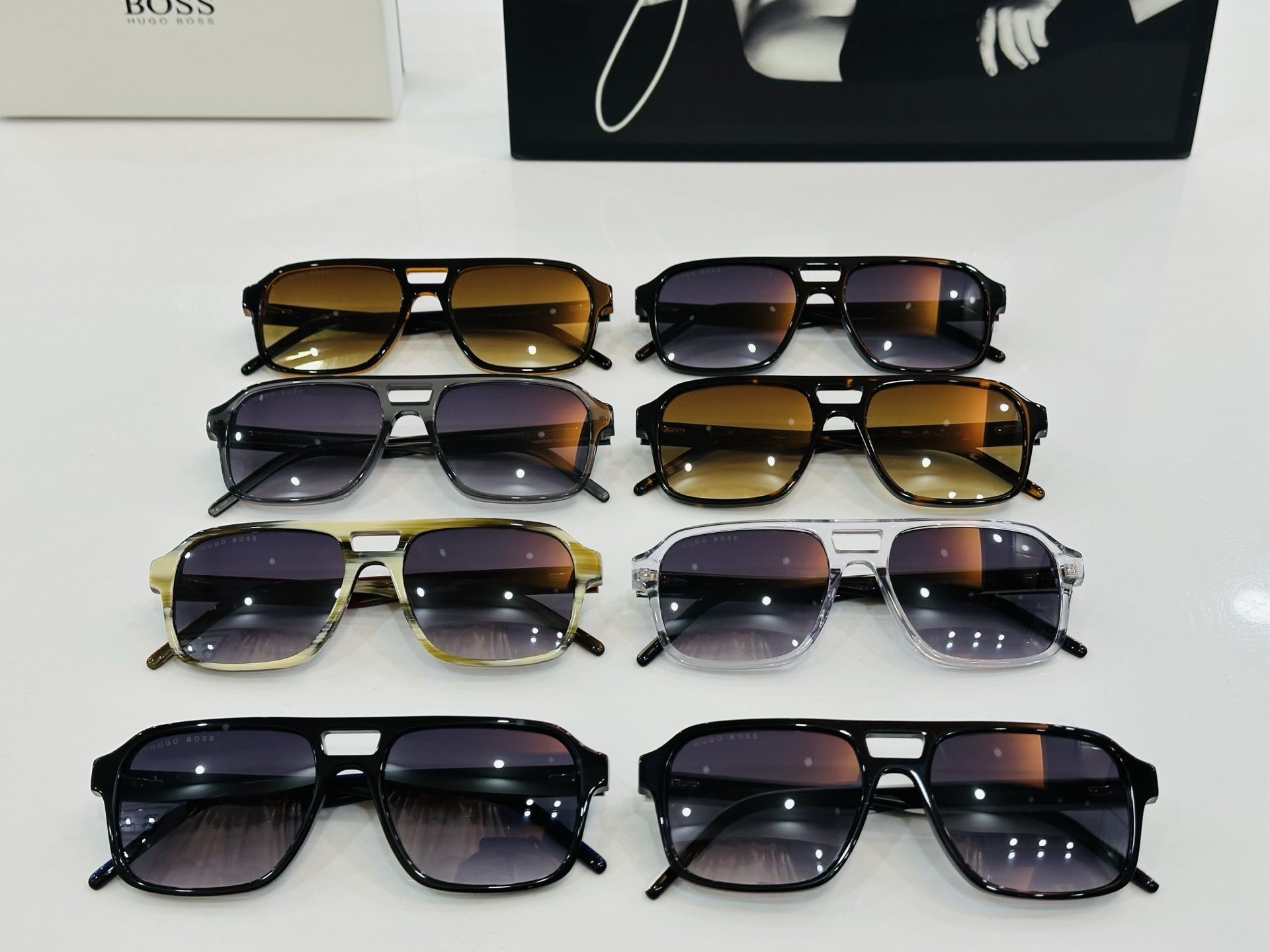 🆕 BOSS HG1299 Size：54口17-145 🕶🕶💋💋👣👣  高品质 不挑脸 🍁经典不过时框
