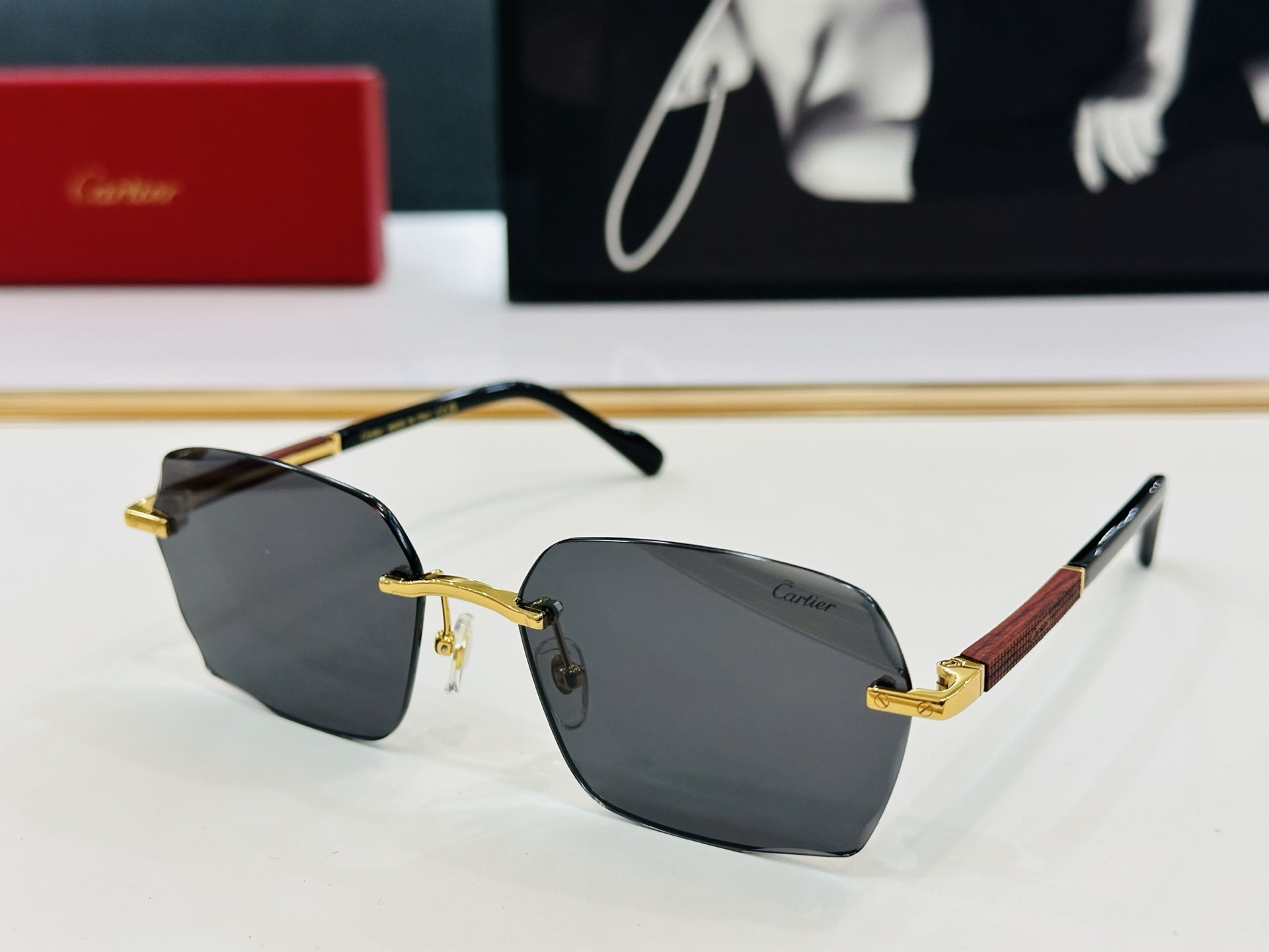 新款 Cartier 卡家 MODEL CT0483S Size：59口18-140 高品质 品牌标志性