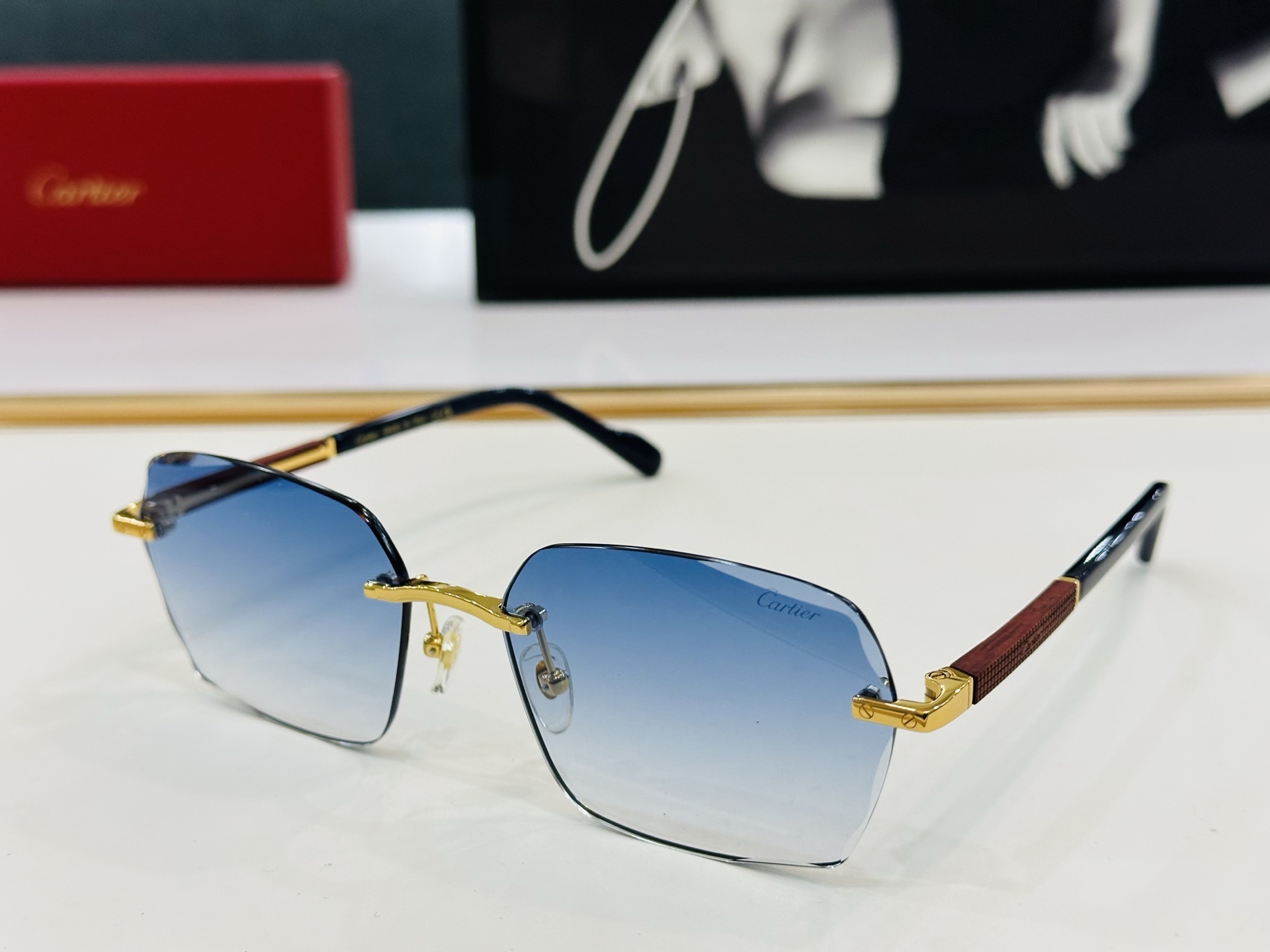 新款 Cartier 卡家 MODEL CT0483S Size：59口18-140 高品质 品牌标志性