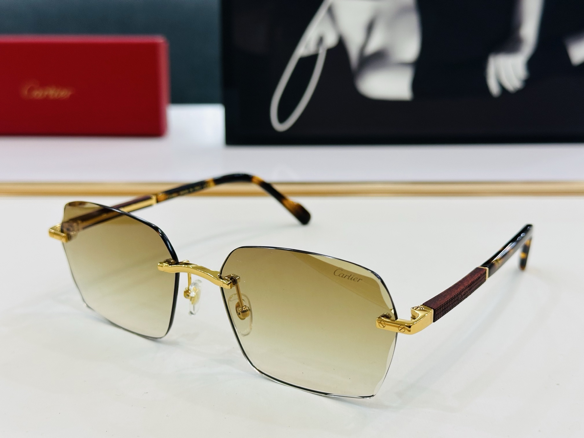 新款 Cartier 卡家 MODEL CT0483S Size：59口18-140 高品质 品牌标志性
