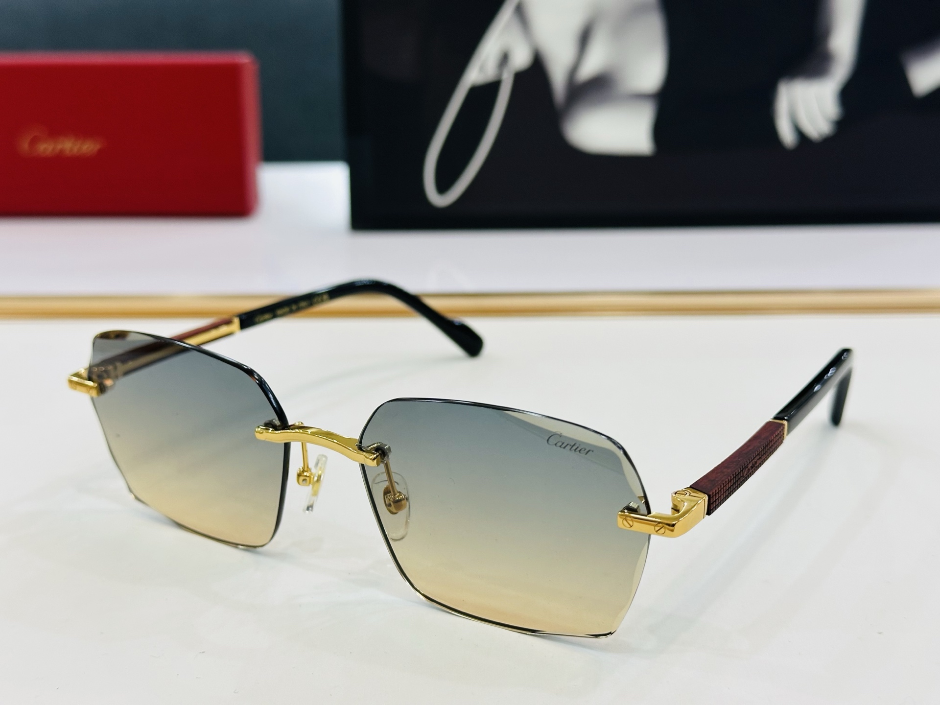 新款 Cartier 卡家 MODEL CT0483S Size：59口18-140 高品质 品牌标志性