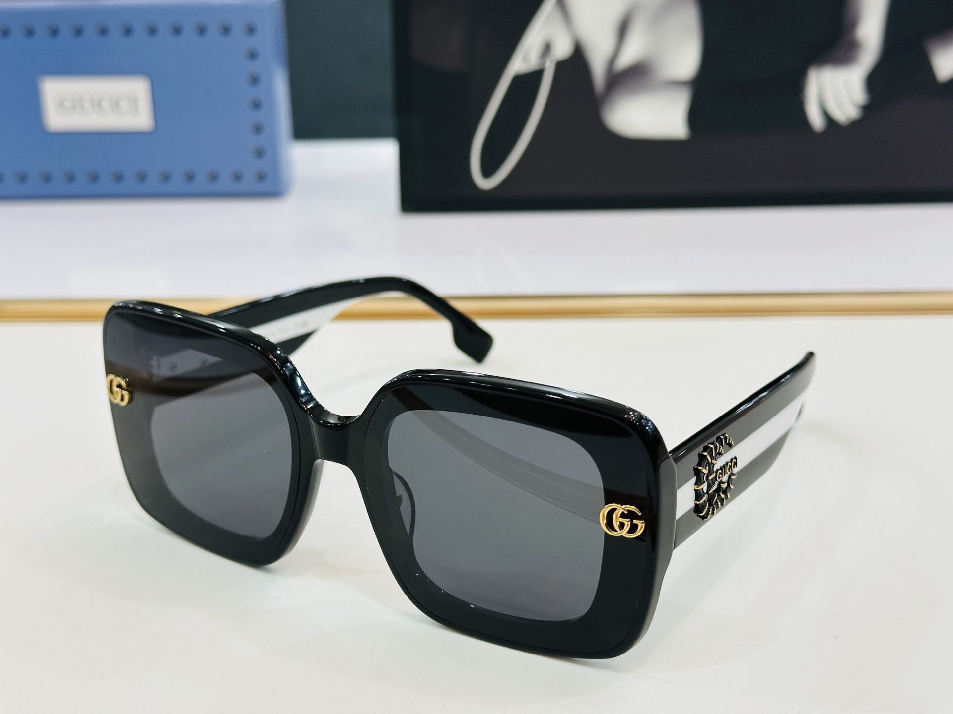 GUCC* 古家 GG1639 🐝🐝系列 Size：51口24-143 🍁🍁 XL超绝品质太阳镜 。