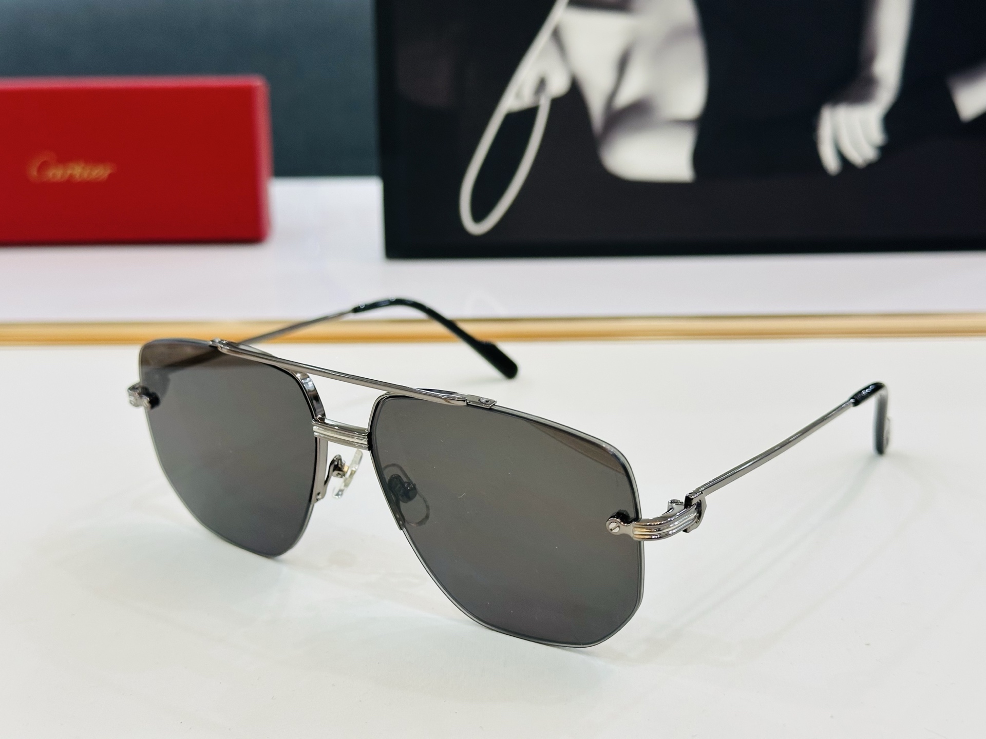 NO:248628,Cartie* Kajia Sunglasses CT6011S Size57 port 18-145 Electroplating technology is exquisite and full of temperament!  CC men and women same style sunglasses glasses sunglasses sunglasses, glasses, cartier19860909Cartie* 卡家 太阳镜 CT6011S Size57口18-145 电镀工艺精湛气质十足！CC男女同款 太阳镜 眼镜墨镜太阳镜,眼镜,cartier,glasses