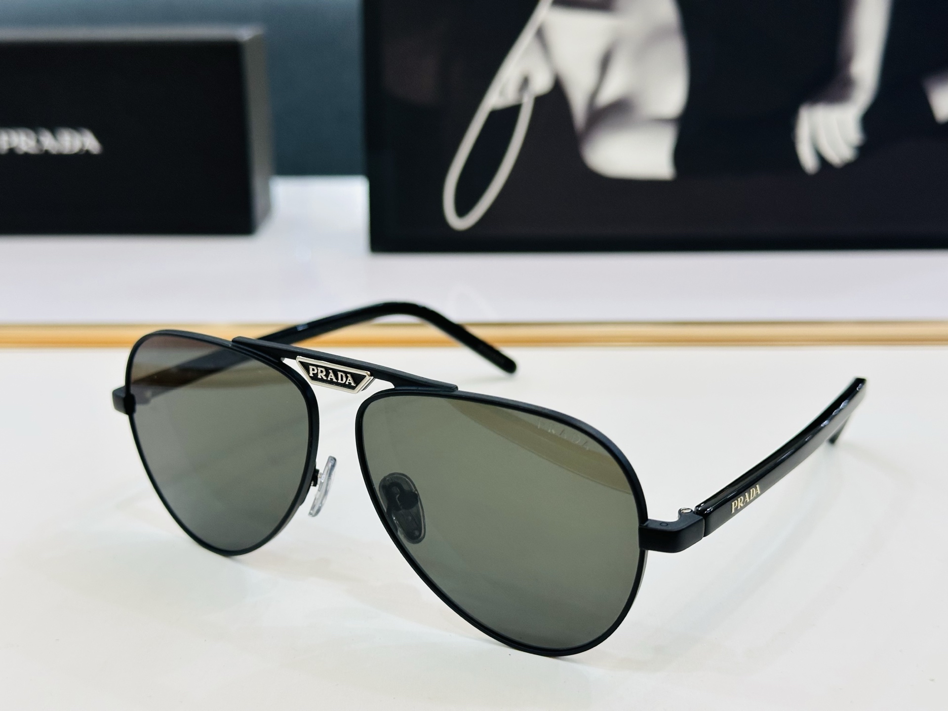 NO:248636,PRAD*PRA88XS Size57 15-145 Glasses series are exquisitely produced and show unique personality CC's latest hot products Glasses sunglasses, glasses, prada, prada19860909PRAD*普家PRA88XS Size57口15-145 眼镜系列堪称精湛制作 彰显独特个性 CC最新推出火爆款 眼镜墨镜太阳镜,眼镜,prada,prada,glasses