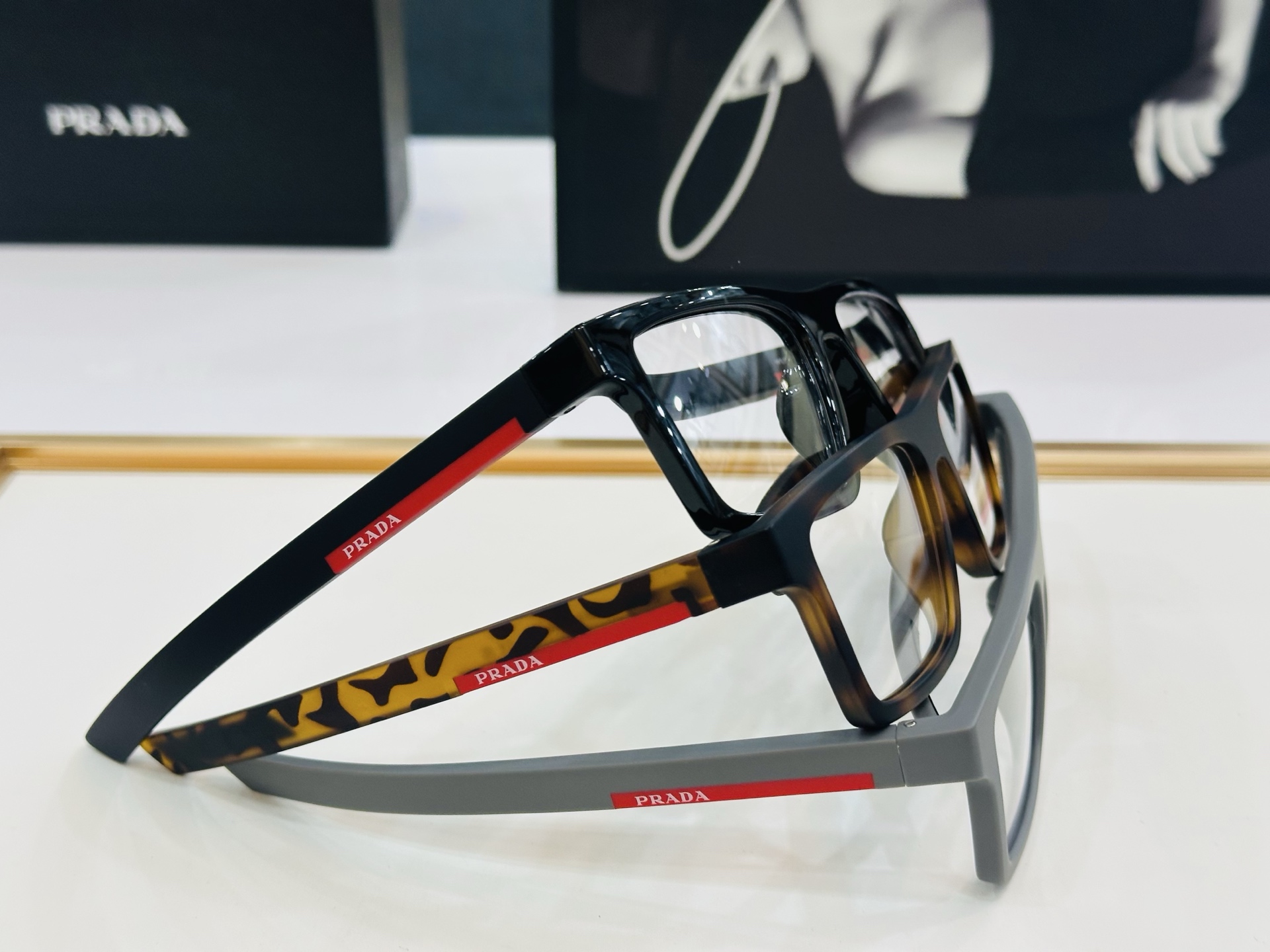🔺PRAD*🔻普家 VPS 02Q Size：56口17-145 眼镜系列堪称精湛制作  最新推出火爆款