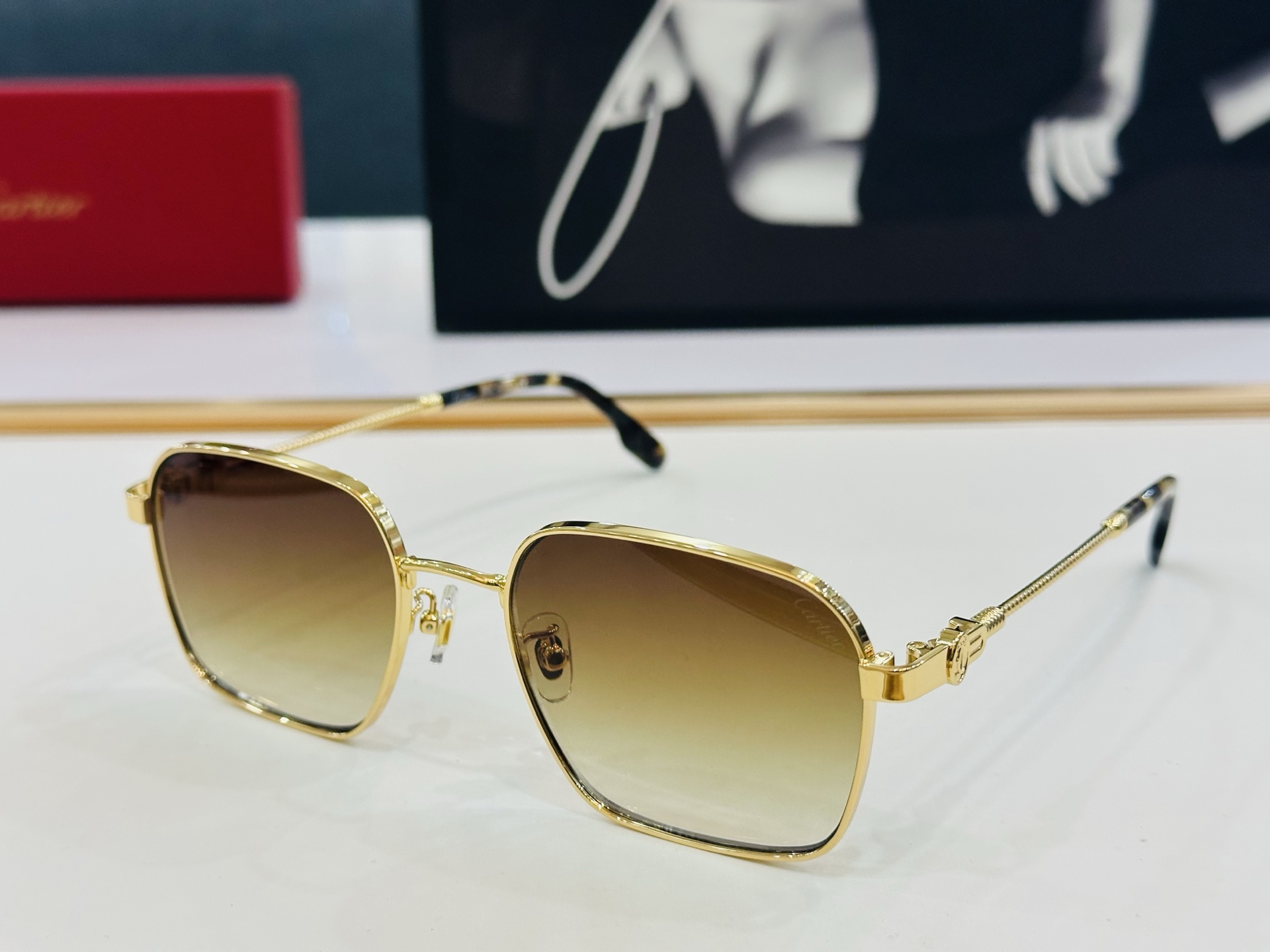 Cartie* 卡家 太阳镜 CT0534S Size：55口19-145 电镀工艺精湛气质十足！Z男女