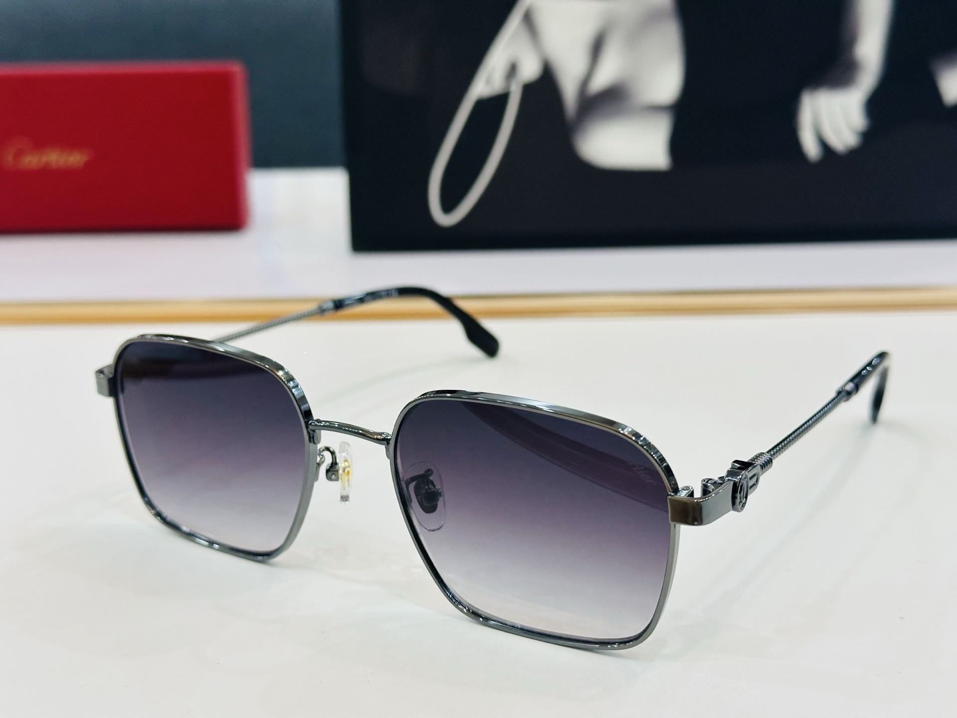 Cartie* 卡家 太阳镜 CT0534S Size：55口19-145 电镀工艺精湛气质十足！Z男女