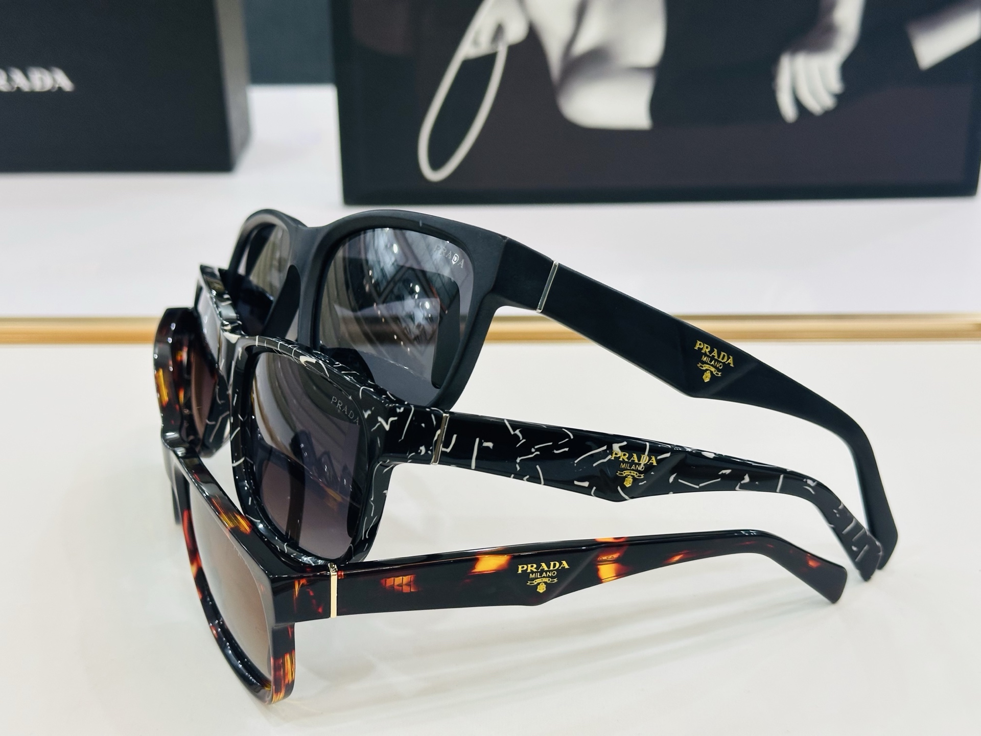 🔺PRAD*🔻普家 PRA 87-S Size：59口17-145 眼镜系列堪称精湛制作 彰显独特个性 