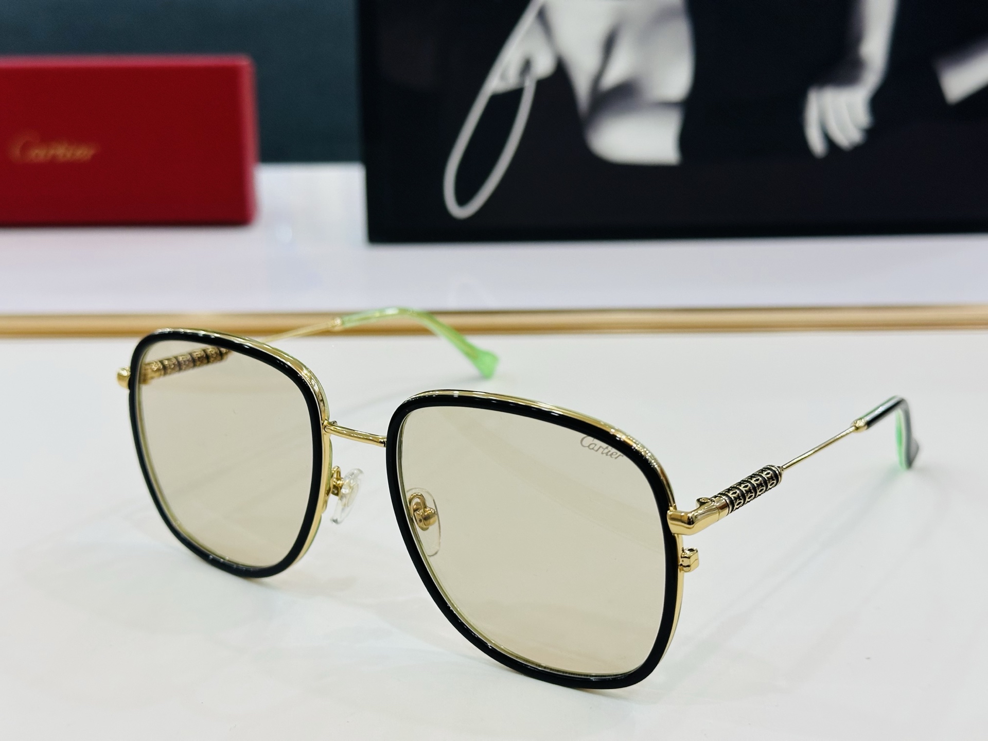Cartie* 卡家 CT0382 太阳镜 Size：55口19-145   工艺精湛气质十足！q男女同