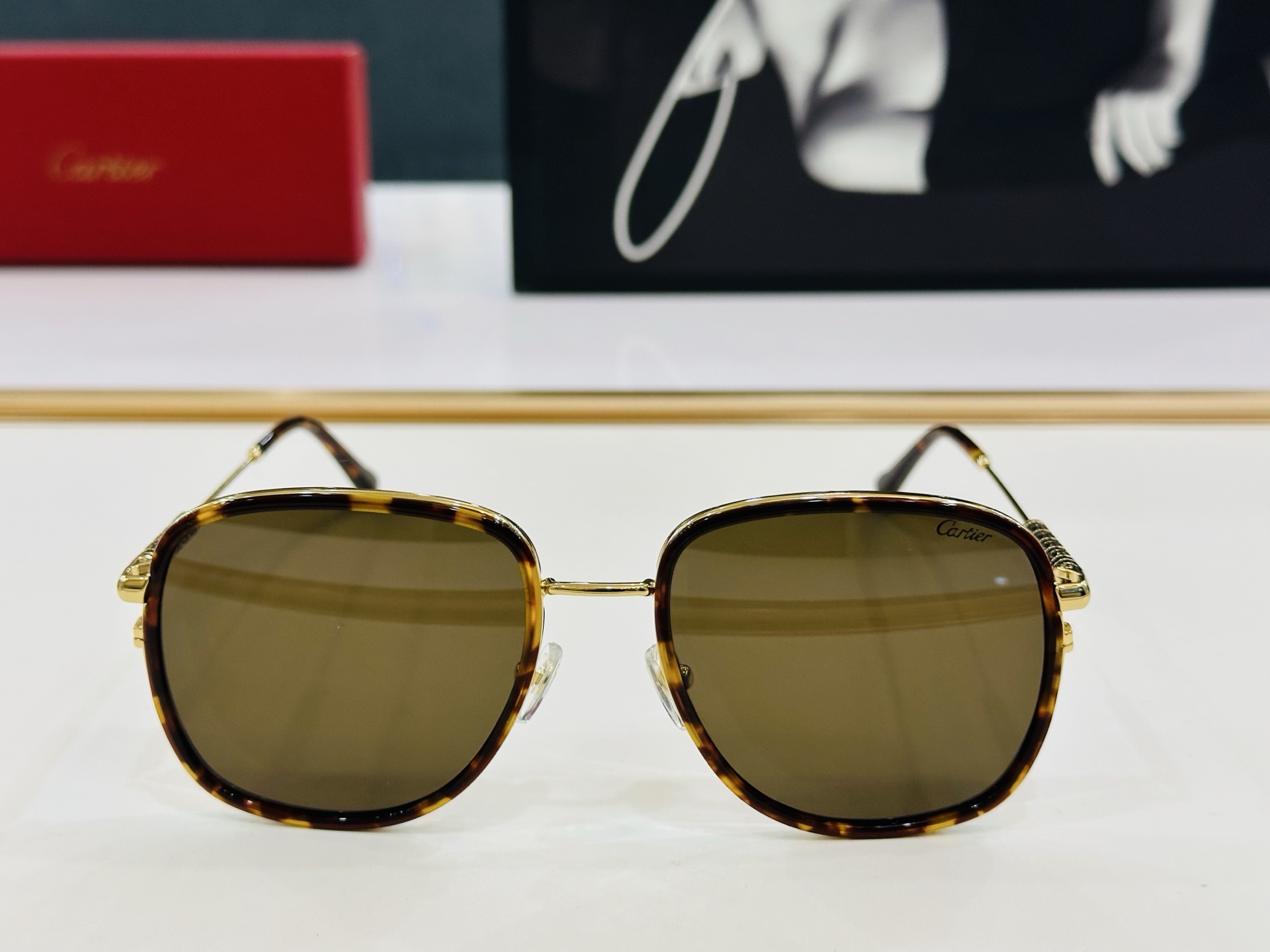 Cartie* 卡家 CT0382 太阳镜 Size：55口19-145   工艺精湛气质十足！q男女同