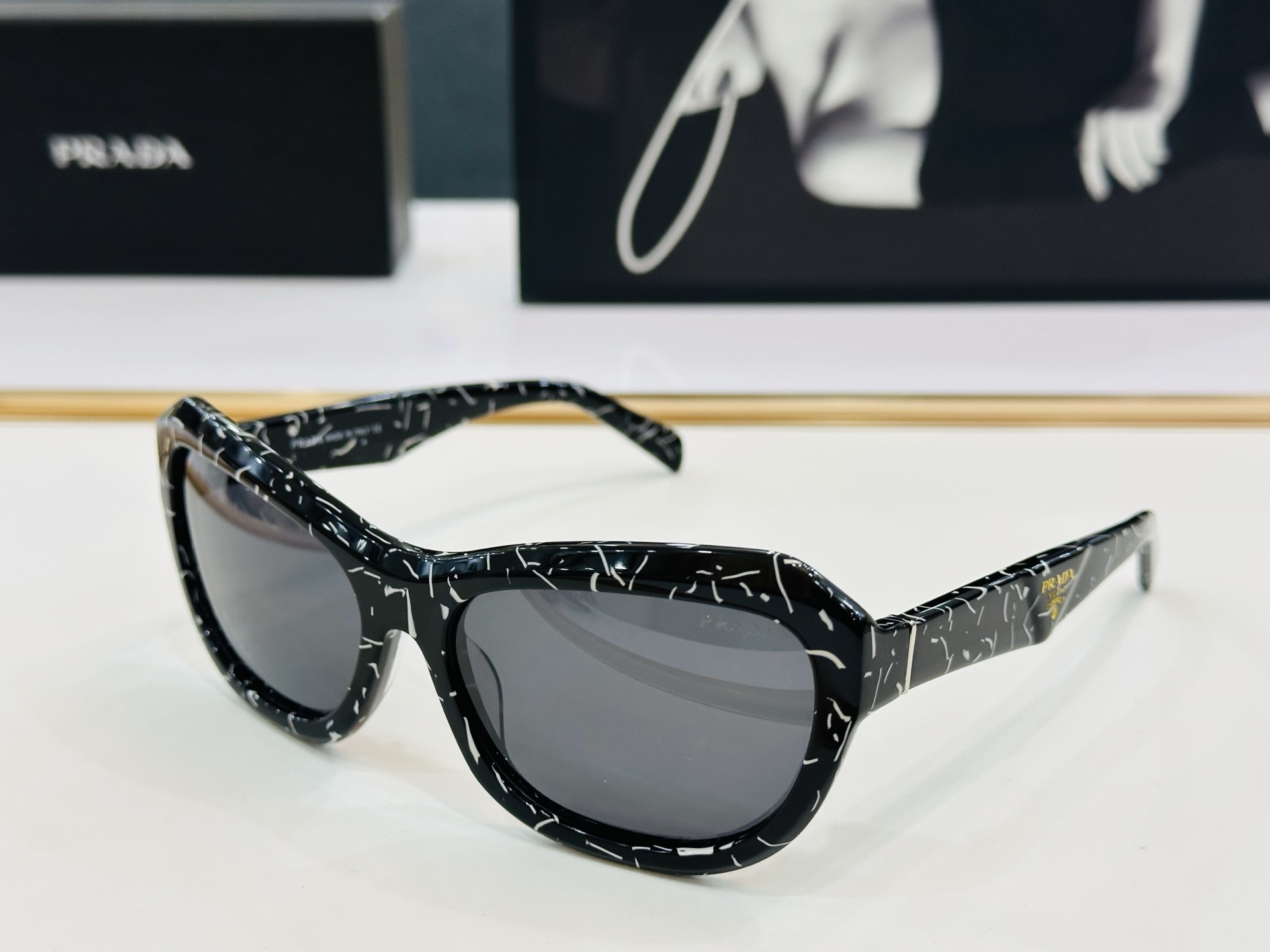 🔺PRAD*🔻普家 PRA 85-S Size：61口17-140  眼镜系列堪称精湛制作 彰显独特个性