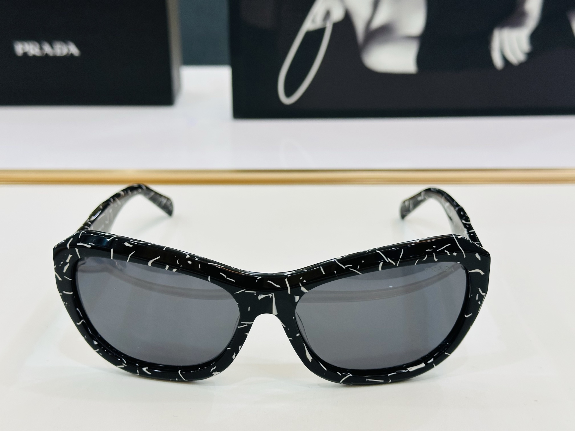 🔺PRAD*🔻普家 PRA 85-S Size：61口17-140  眼镜系列堪称精湛制作 彰显独特个性