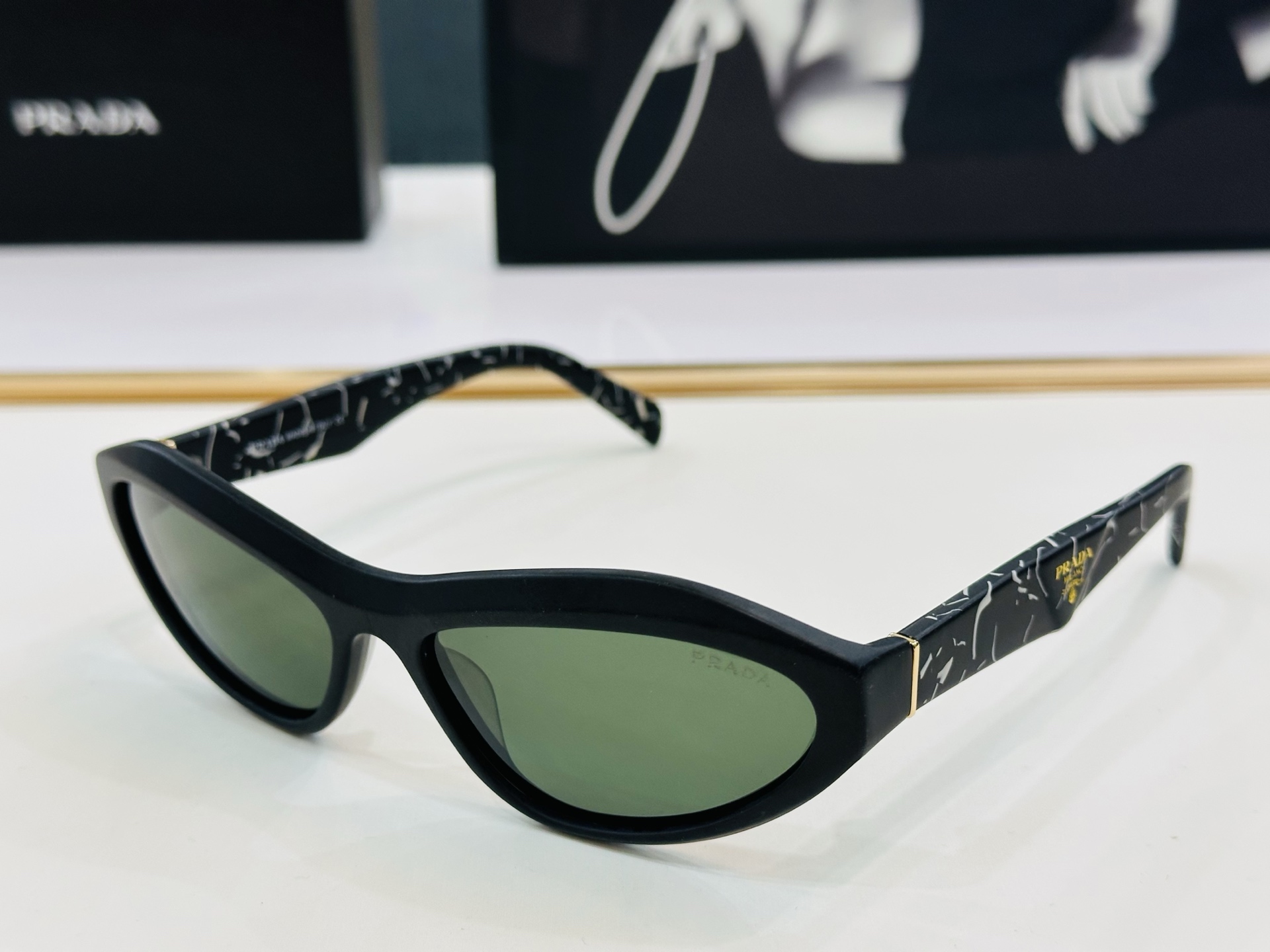 🔺PRAD*🔻普家 PRA 84-S Size：51口17-140  眼镜系列堪称精湛制作 彰显独特个性