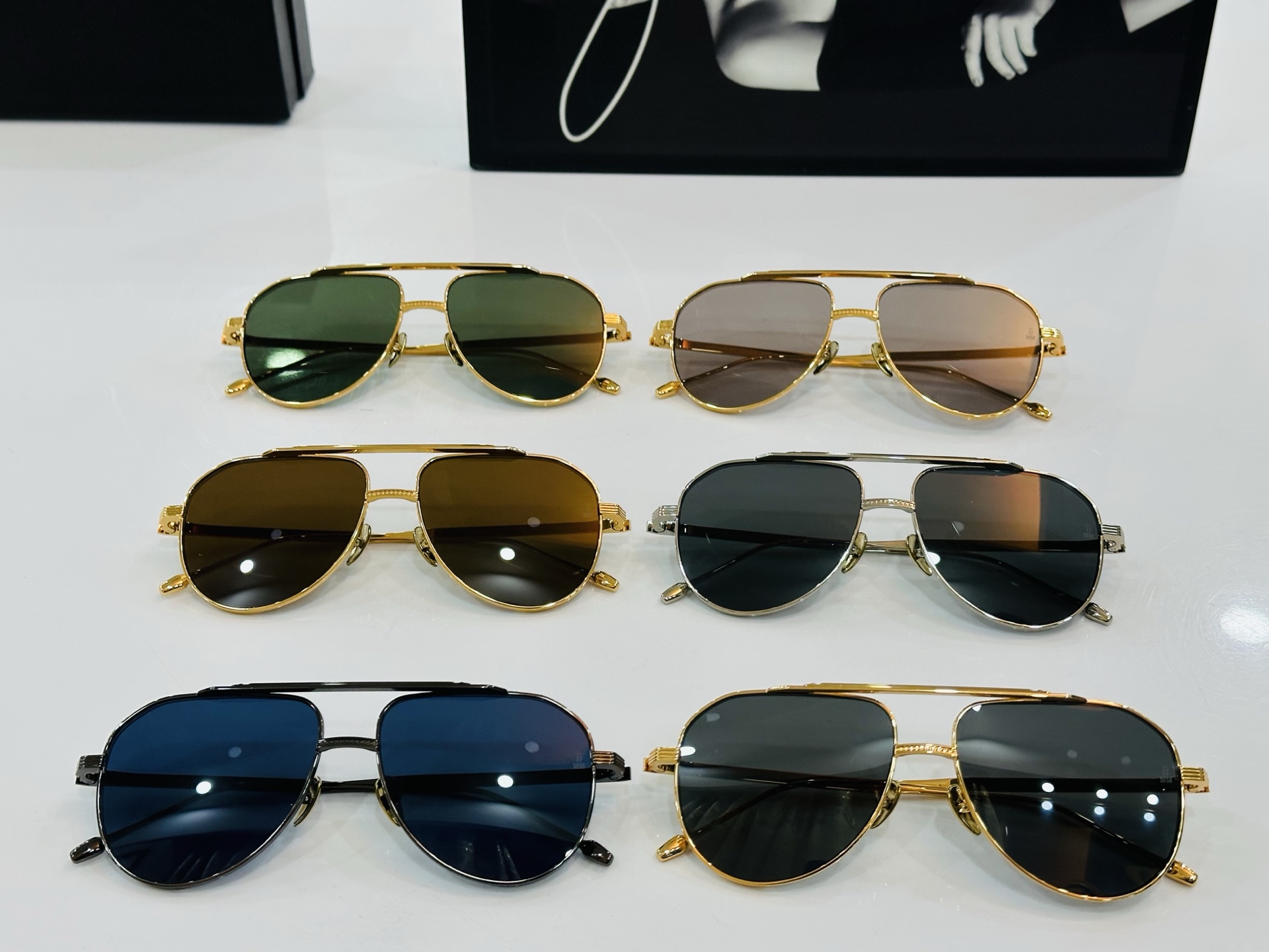 JACQUES SCARPA55-2  日本手工眼镜 镜框採用上板材打造出  SIZE：56口15-14