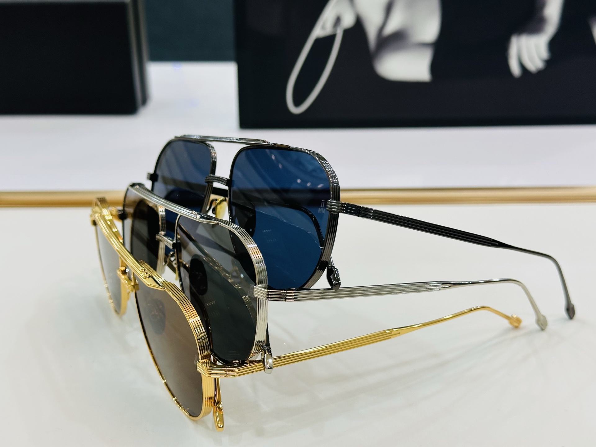 JACQUES SCARPA55-2  日本手工眼镜 镜框採用上板材打造出  SIZE：56口15-14