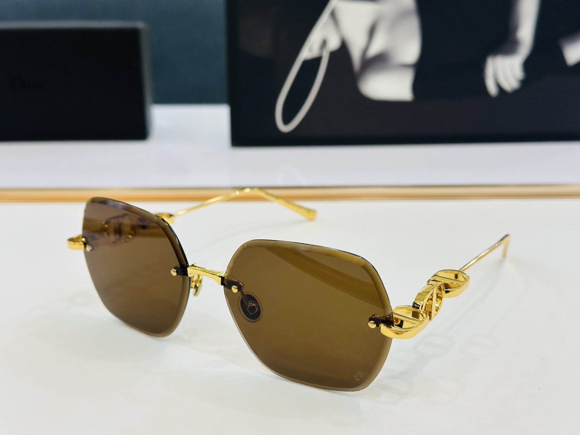 🔻🔻🔻DIO* DSGTA49UCR  迪家 Size：61口17-130 😎🔆🔥🔥搭配镜腿精致配饰 b