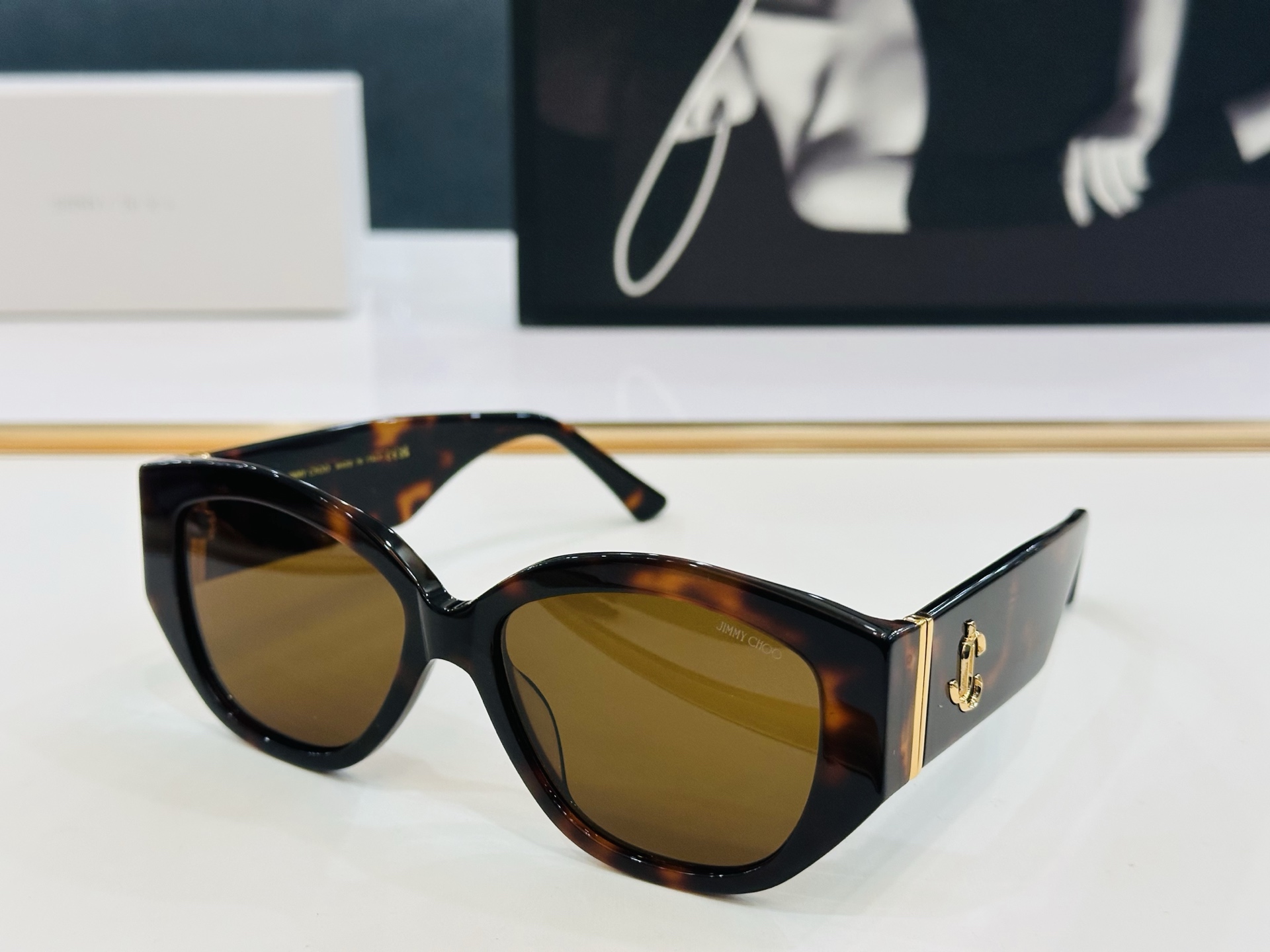 JIMMY CHO* 吉米家 JC5013U Size：56亏17-140 新款 坚持一如既往最高品质 