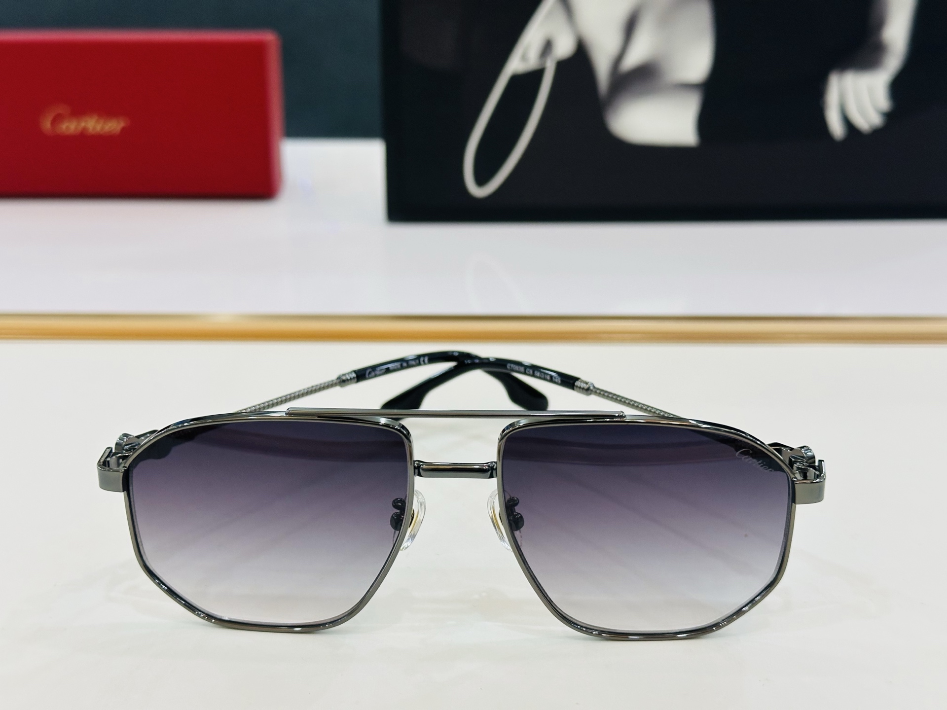 Cartie* 卡家 太阳镜 CT0535 Size：58口16-145 电镀工艺精湛气质十足！Z男女同