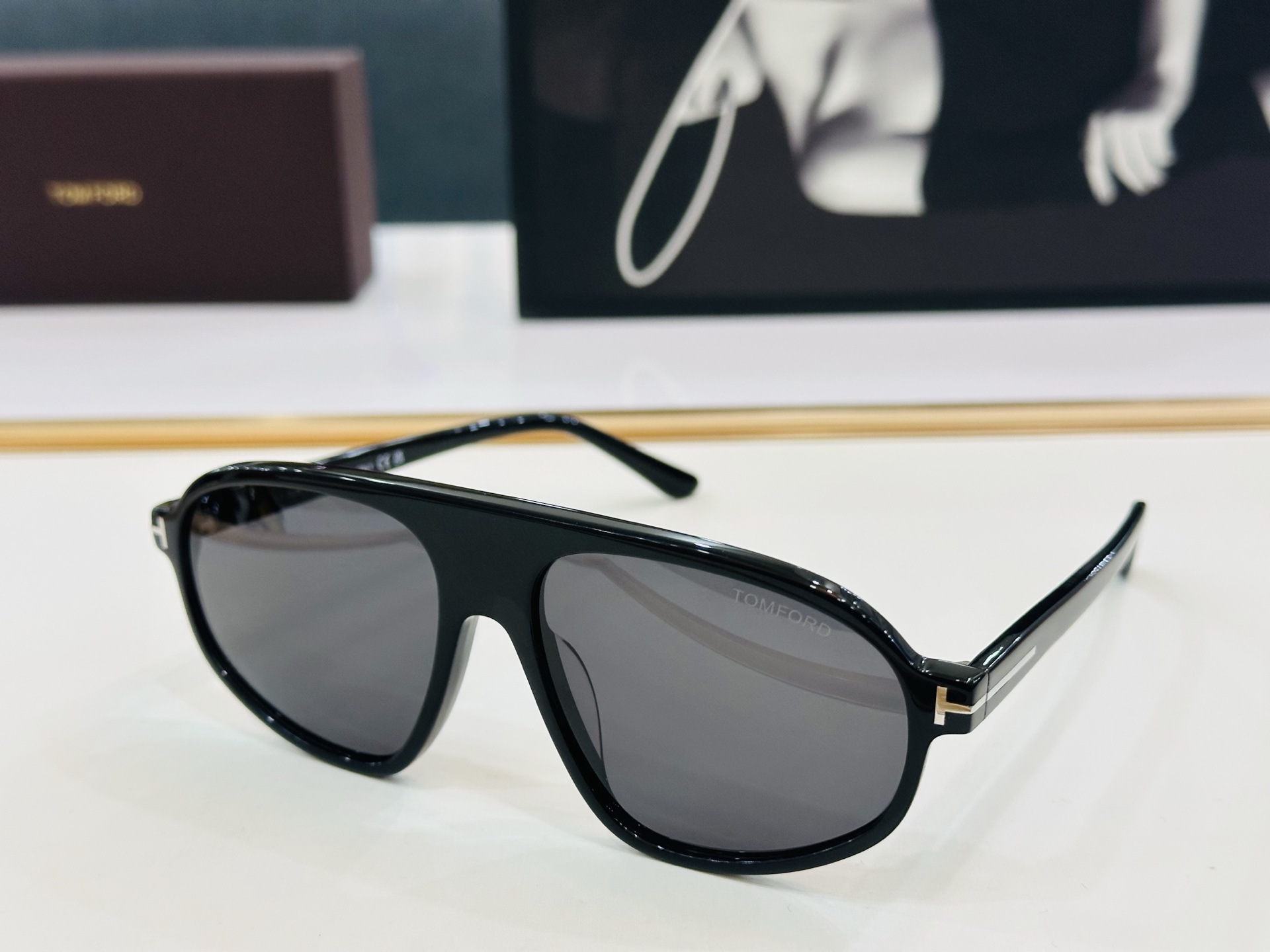 TOM FOR* 汤姆家 FT1178 Size：58口16-145 板材太阳镜 C酷帅眼镜男女同款 经