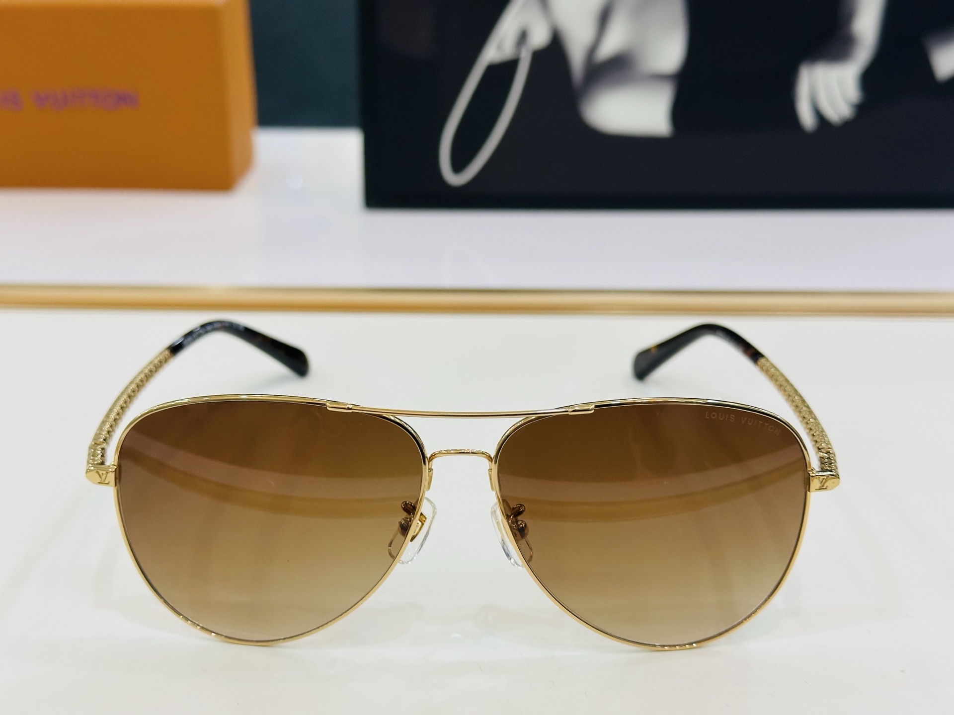 路易家 🎩Z1319  Size：61口13-145 充满活力的 展现独特个性🌟展现大气的你 q高品质 