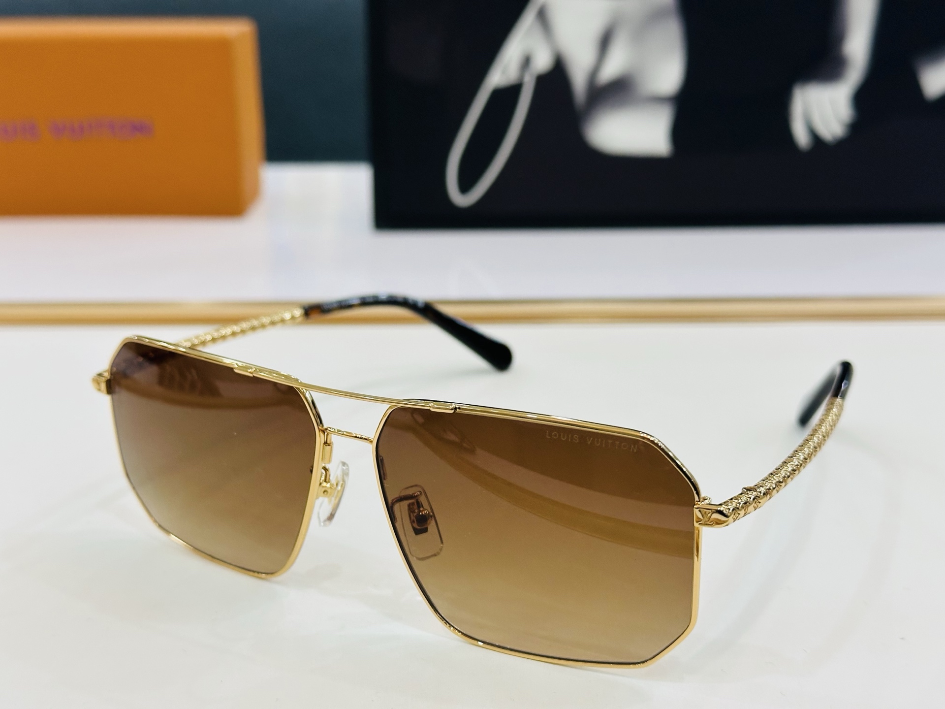路易家 🎩Z1320   Size：60口14-145 充满活力的 展现独特个性🌟展现大气的你 q高品质