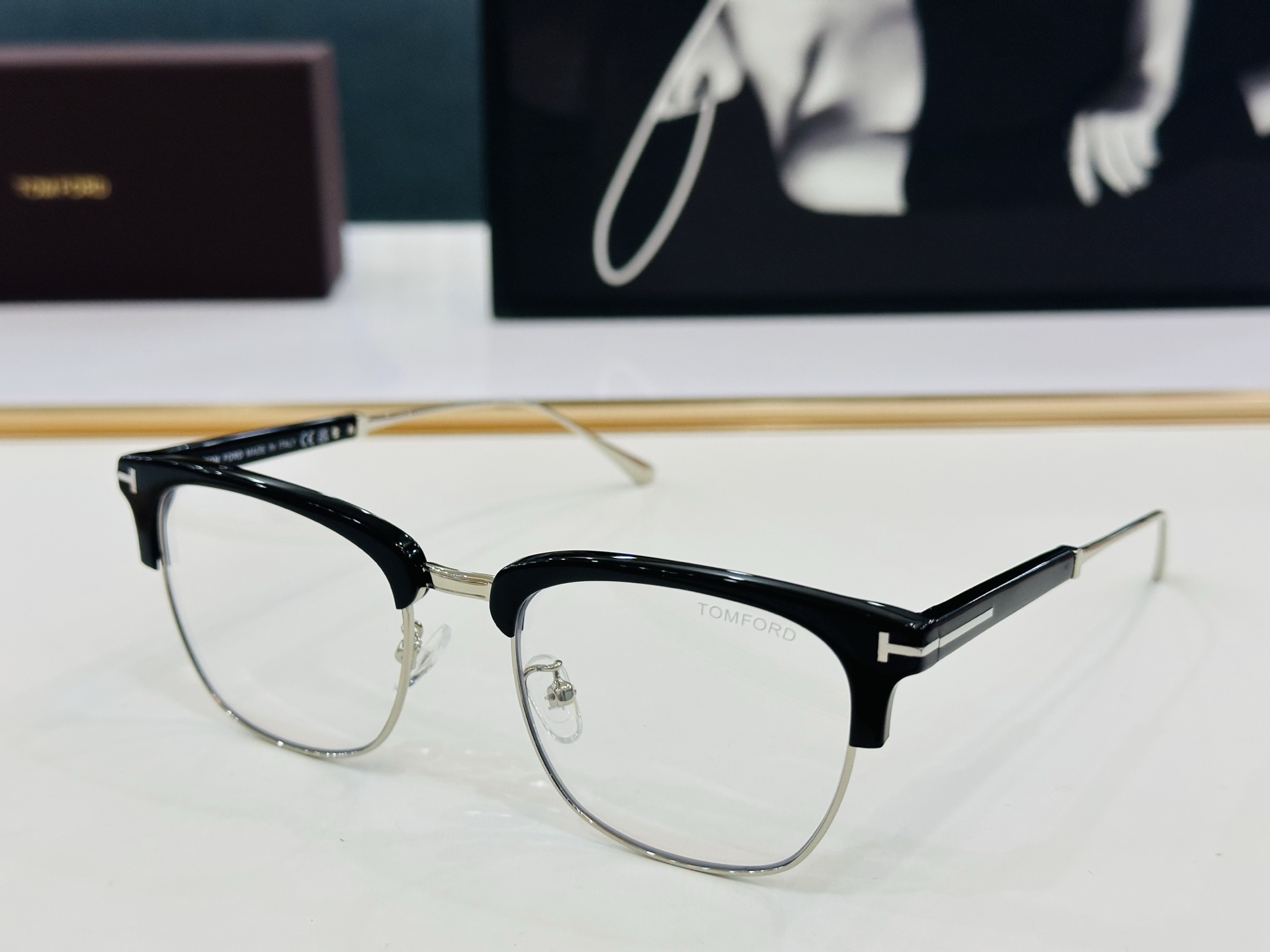 TOM FOR* 汤姆家 FT5590-B Size：58口20-145 C酷帅眼镜男女同款 经典大气 