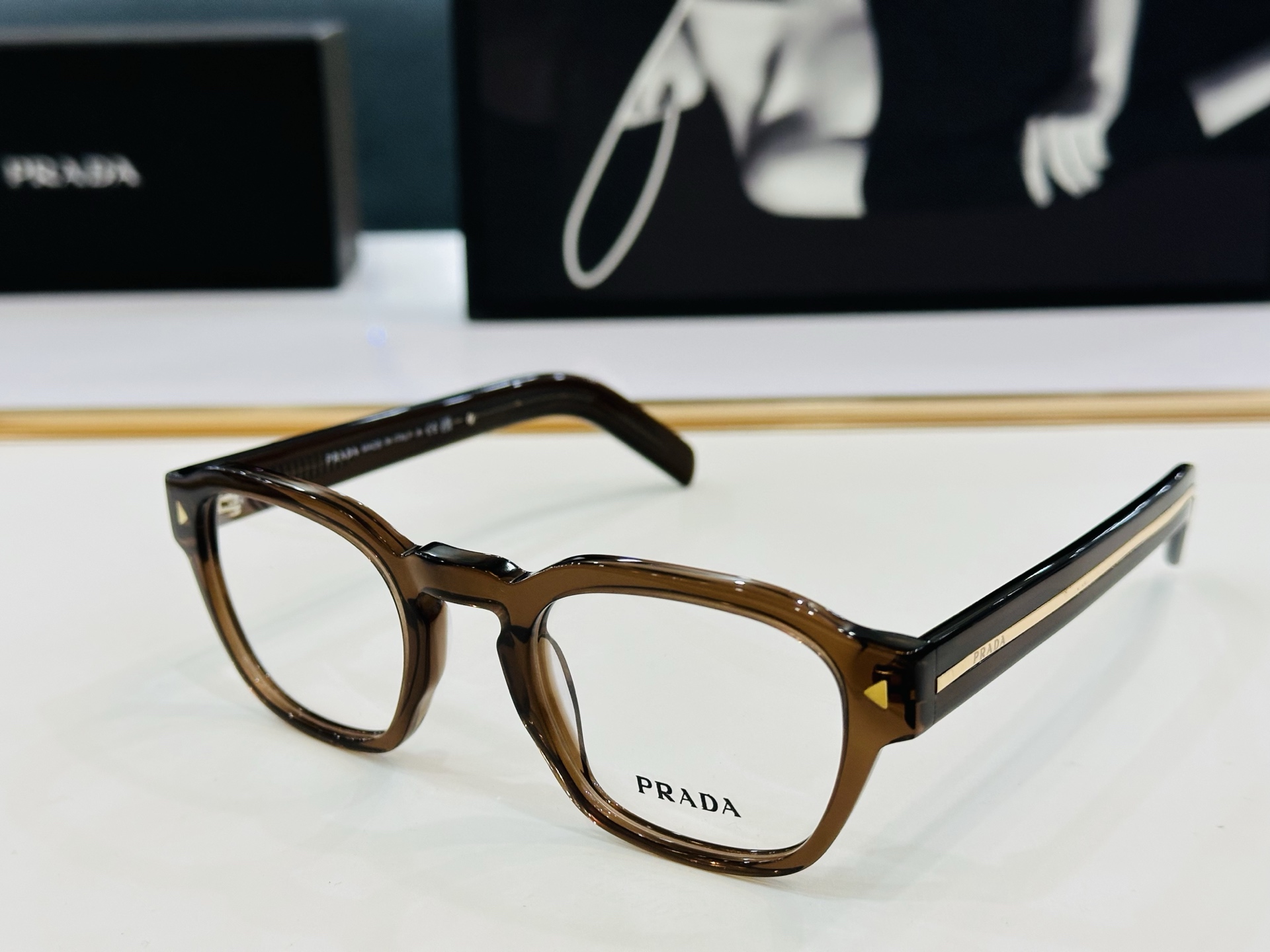🔺PRAD*🔻普家 PR 16S Size：49口24-145 眼镜系列堪称精湛制作 彰显独特个 Z最新