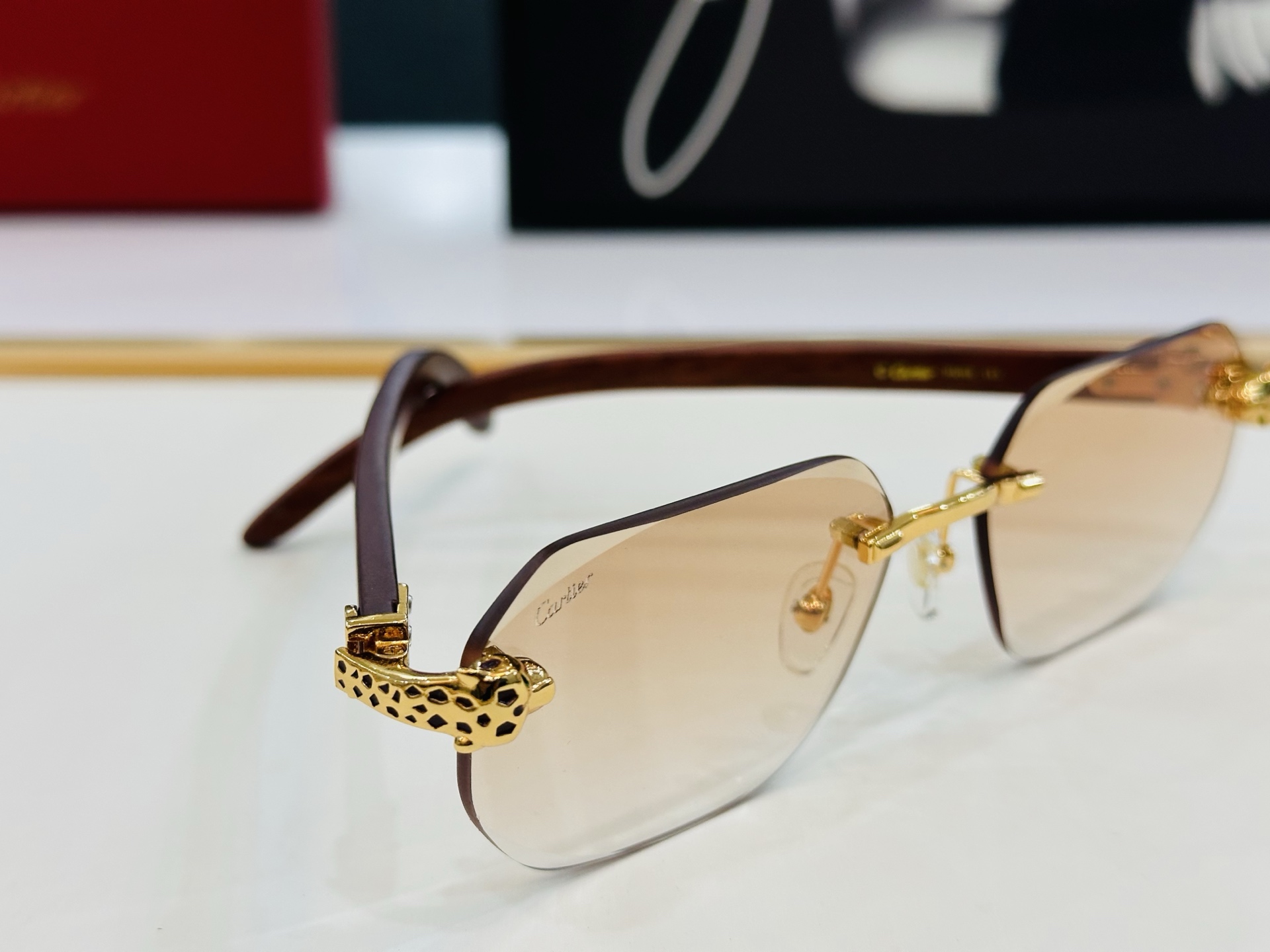 新款 Cartier 卡家 MODEL CT0614S Size：59口18-143 高品质 品牌标志性