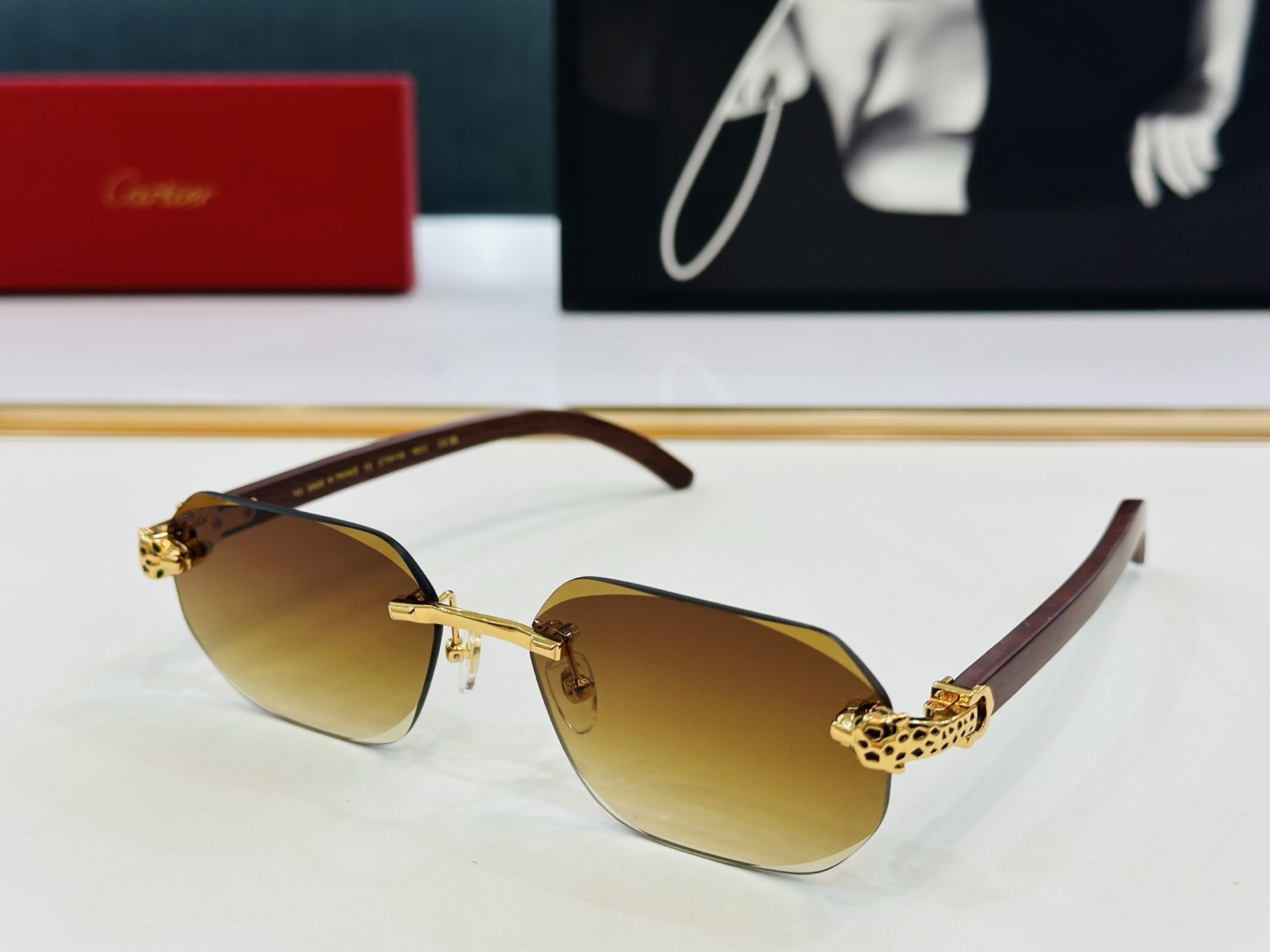 新款 Cartier 卡家 MODEL CT0614S Size：59口18-143 高品质 品牌标志性