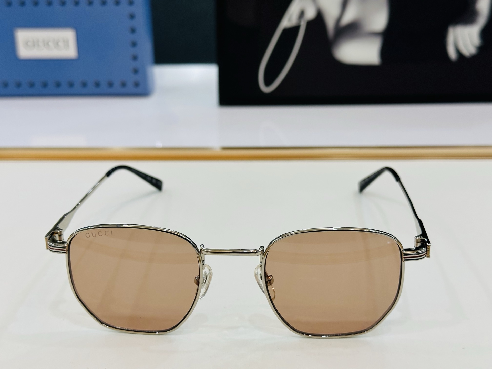 GUCC* 古家 GG1878S 🐝🐝系列 Size：49口22-145 🍁🍁 E超绝品质太阳镜 🔥