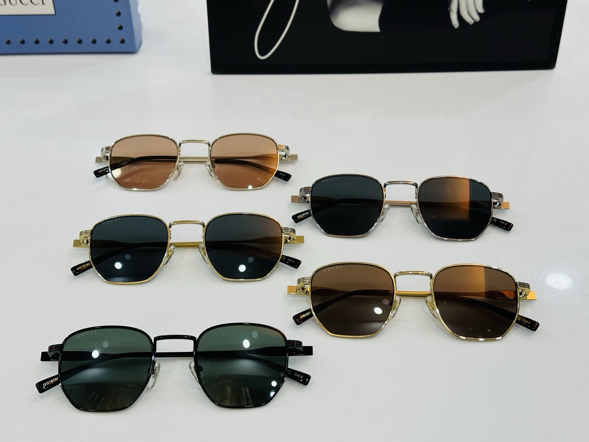 GUCC* 古家 GG1878S 🐝🐝系列 Size：49口22-145 🍁🍁 E超绝品质太阳镜 🔥