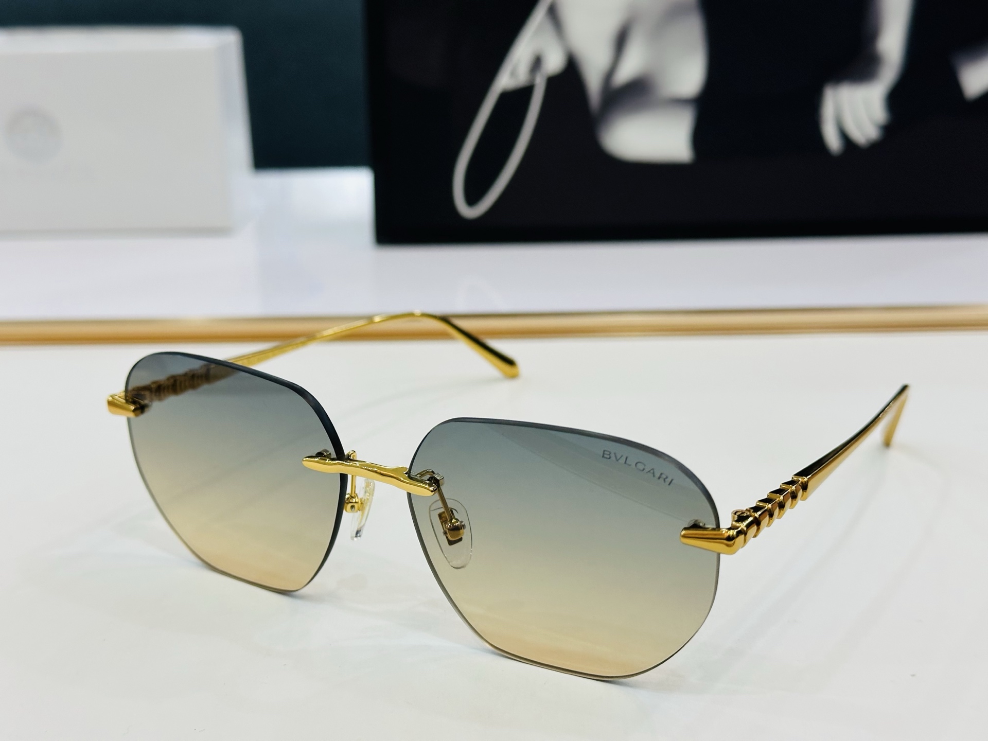 🆕款 官网同售 宝格家 BV40089 👍 Size ：60口16-145  绝对要买😎品质非常完美 q
