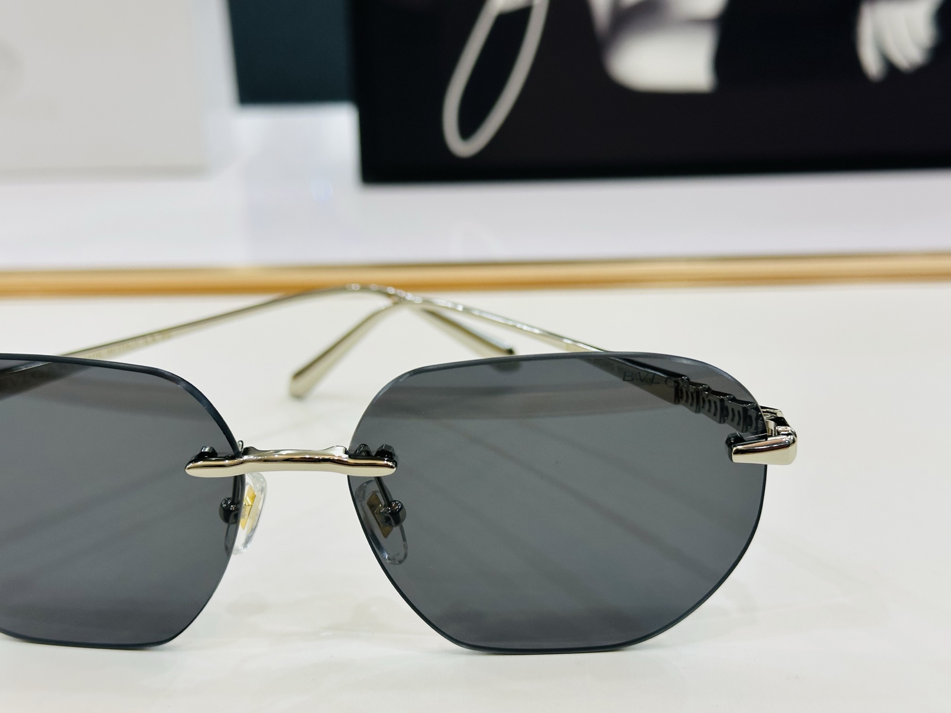 🆕款 官网同售 宝格家 BV40089 👍 Size ：60口16-145  绝对要买😎品质非常完美 q