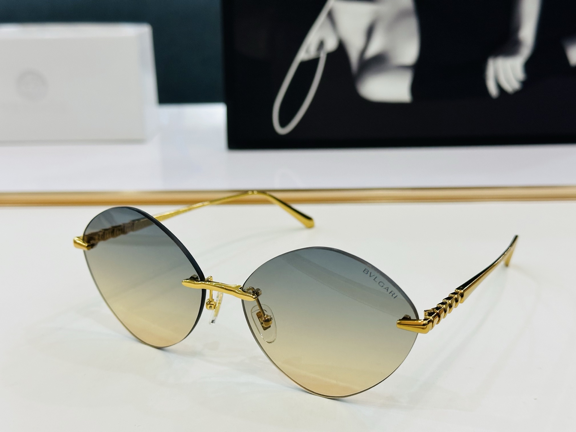 🆕款 官网同售 宝格家 BV40088 👍 Size ：61口16-145  绝对要买😎品质非常完美 q