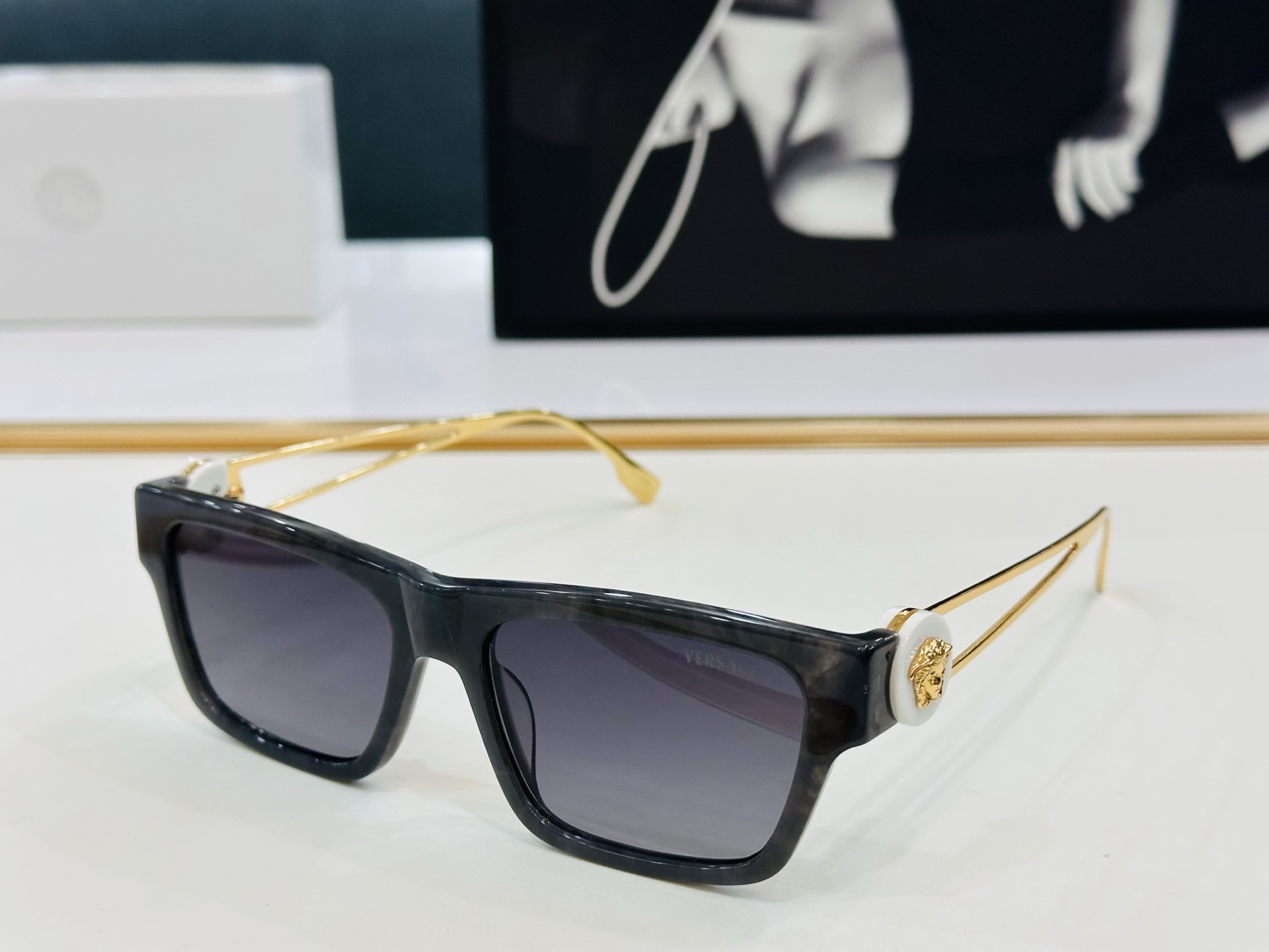 🎉🎉范思家 VERSACE✨MOD：VE3359 Size：55口17-135 ✨q有范 