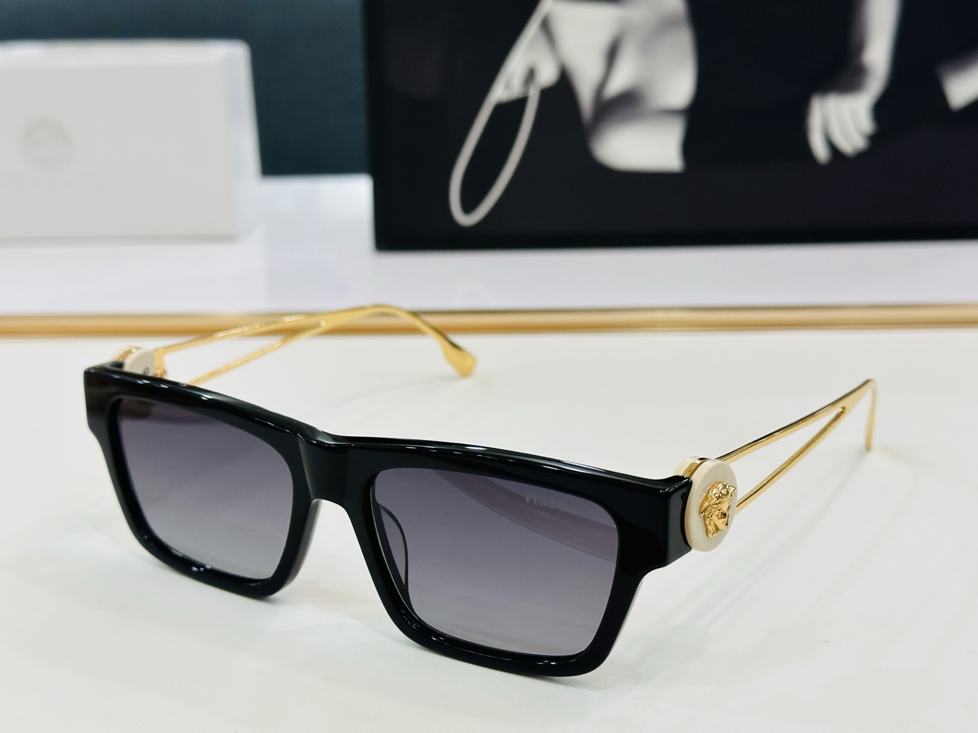 🎉🎉范思家 VERSACE✨MOD：VE3359 Size：55口17-135 ✨q有范 