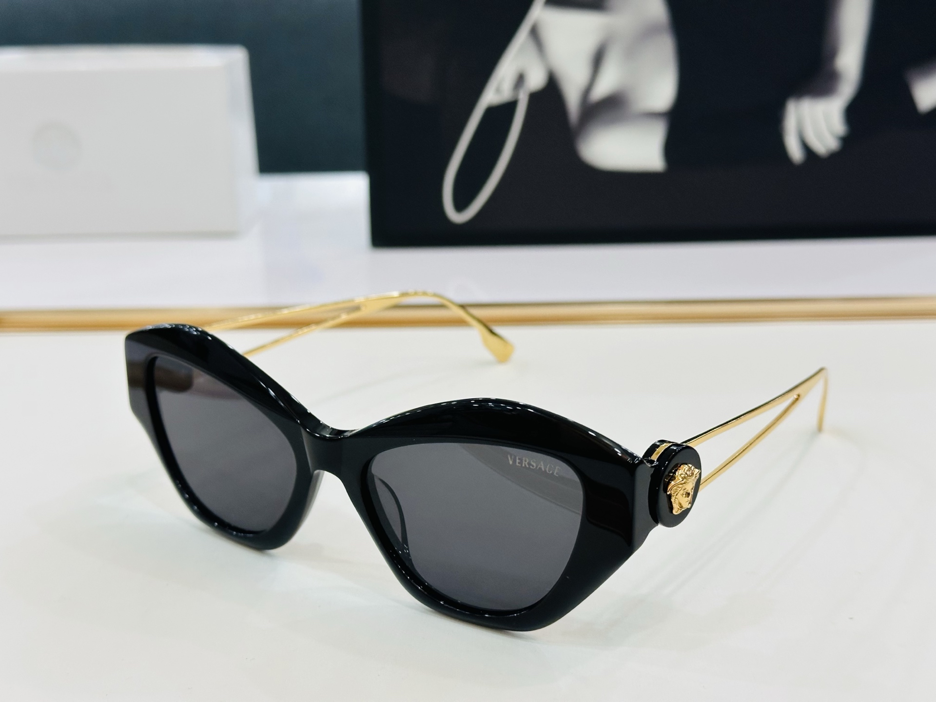 🎉🎉范思家 VERSACE✨MOD：VE6763 Size：54口18-135 ✨q有范 