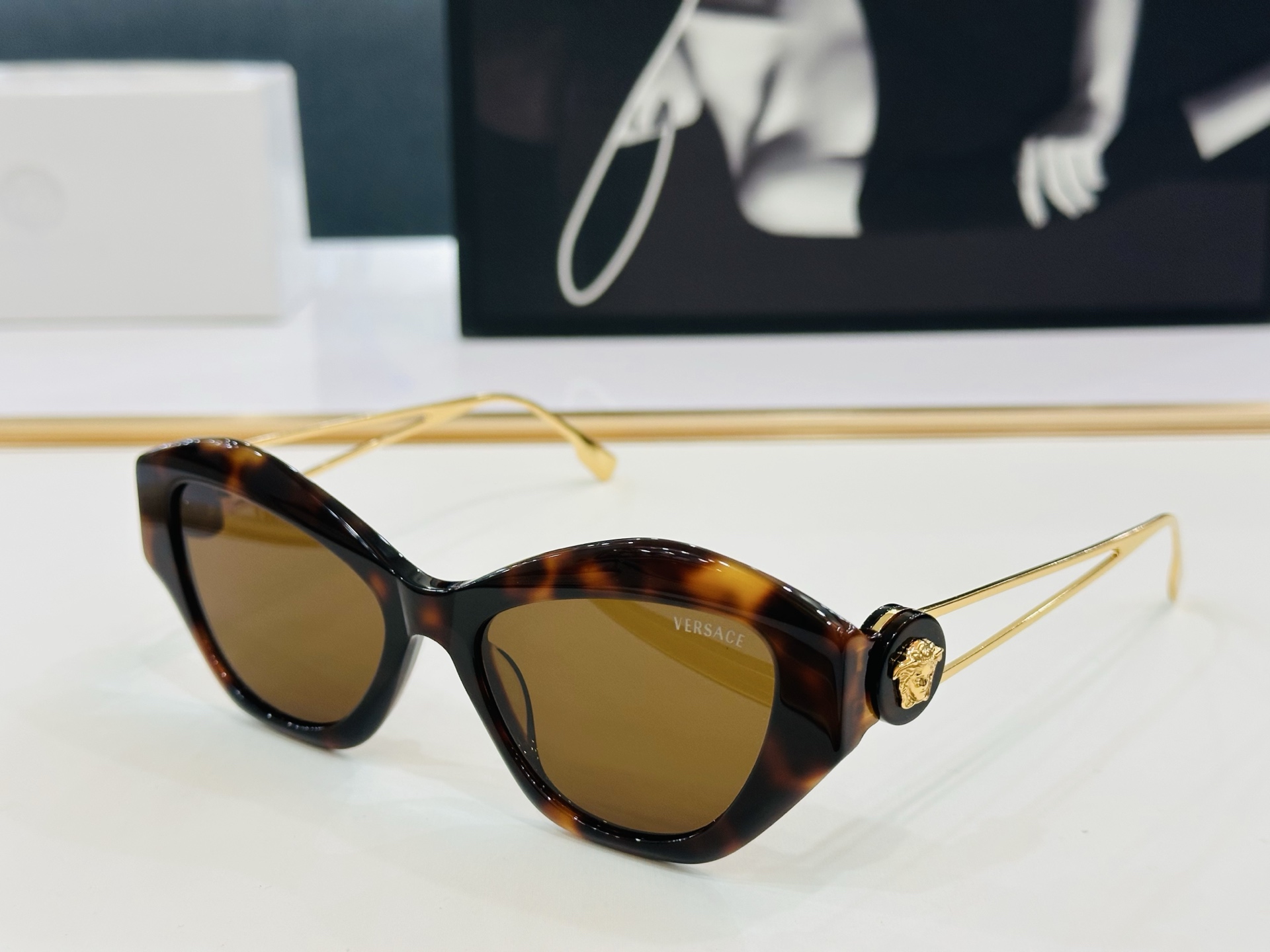 🎉🎉范思家 VERSACE✨MOD：VE6763 Size：54口18-135 ✨q有范 