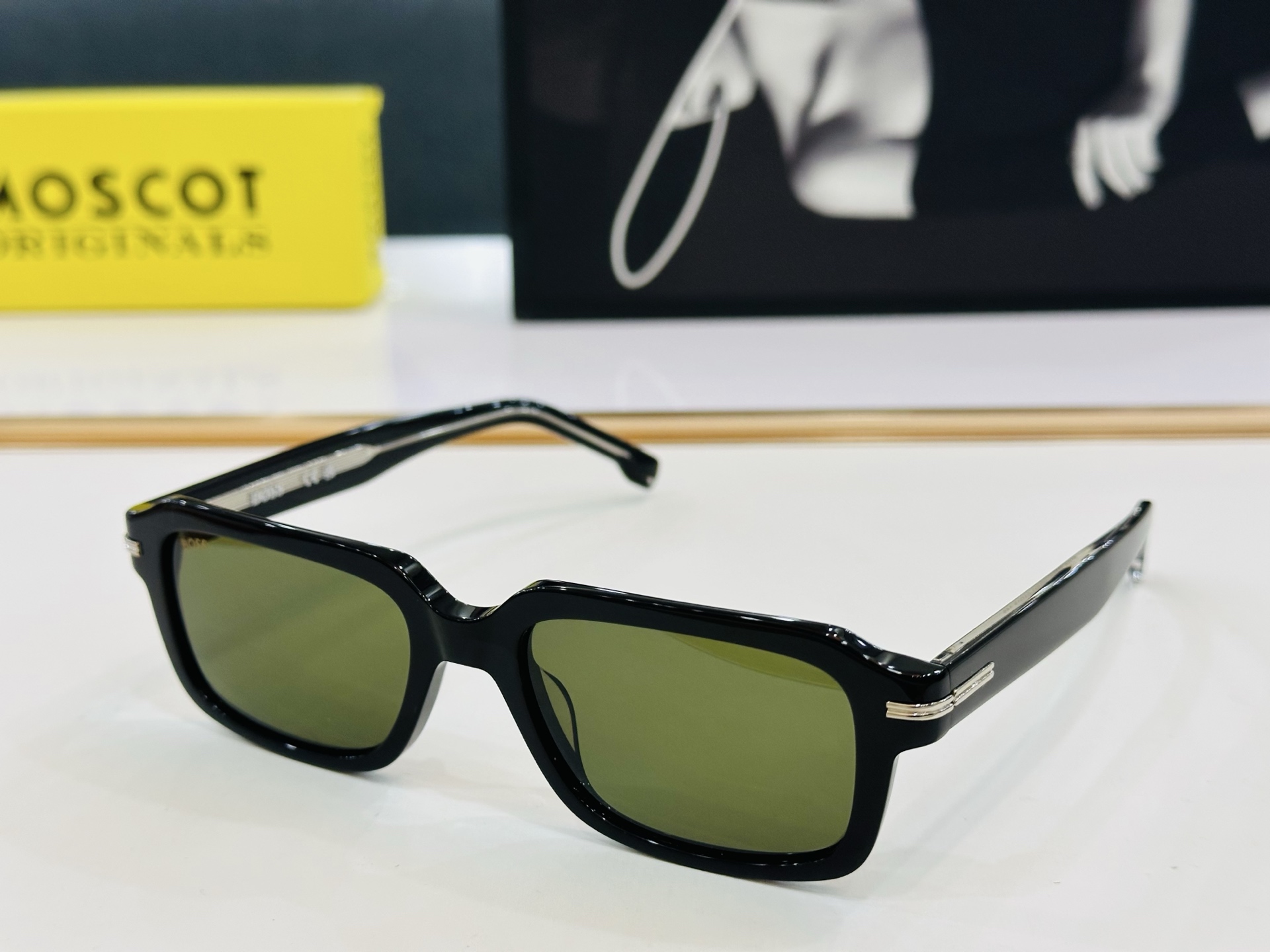 BOSS 1596/S Size：53口19-145 太阳眼镜 🕶🕶💋💋👣👣  高品质 不挑脸 懂货的来