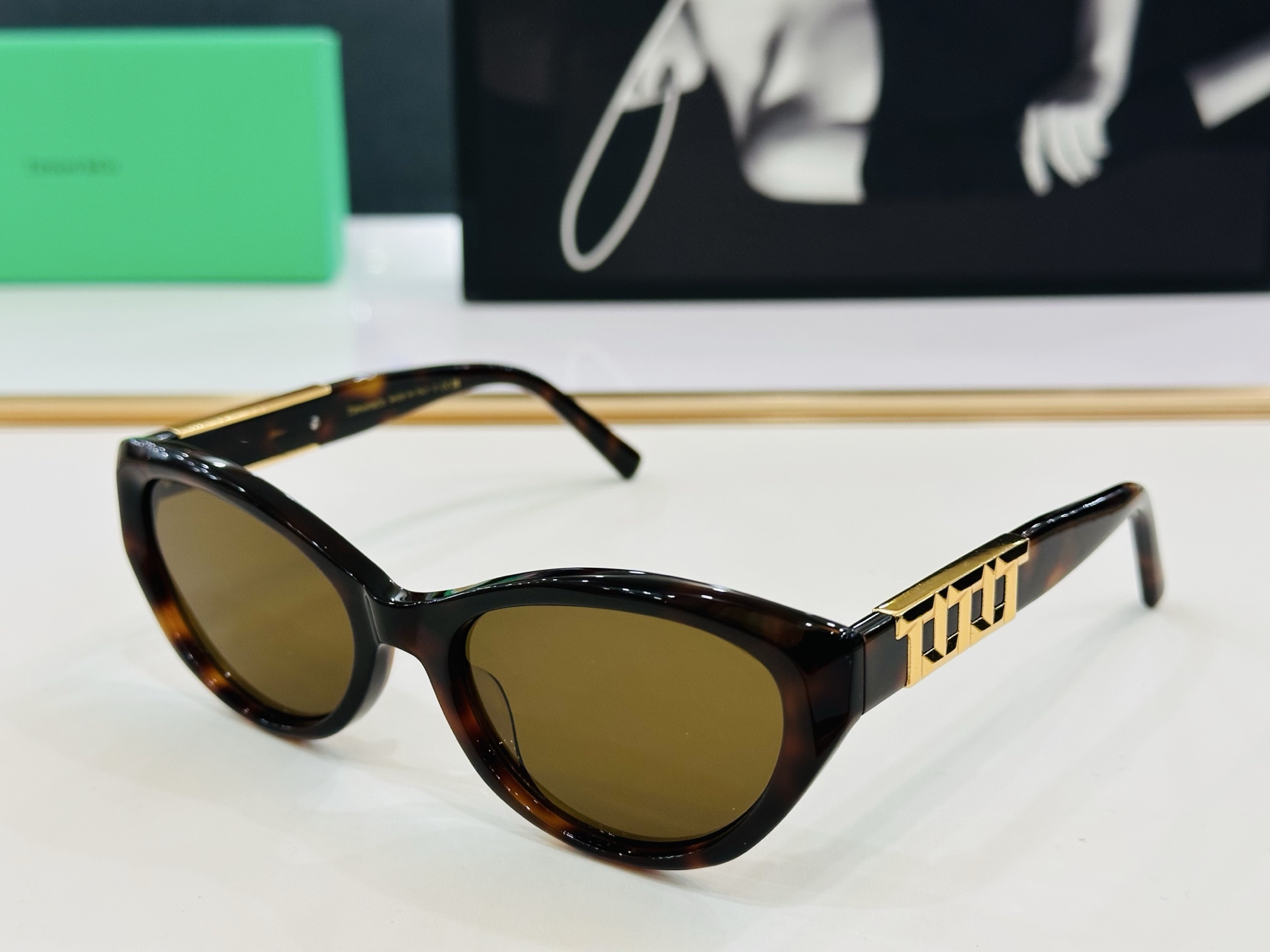 蒂芙家 Tiffany & CO. TF5015  Size：56口19-143 时尚太阳镜架 👍bm多