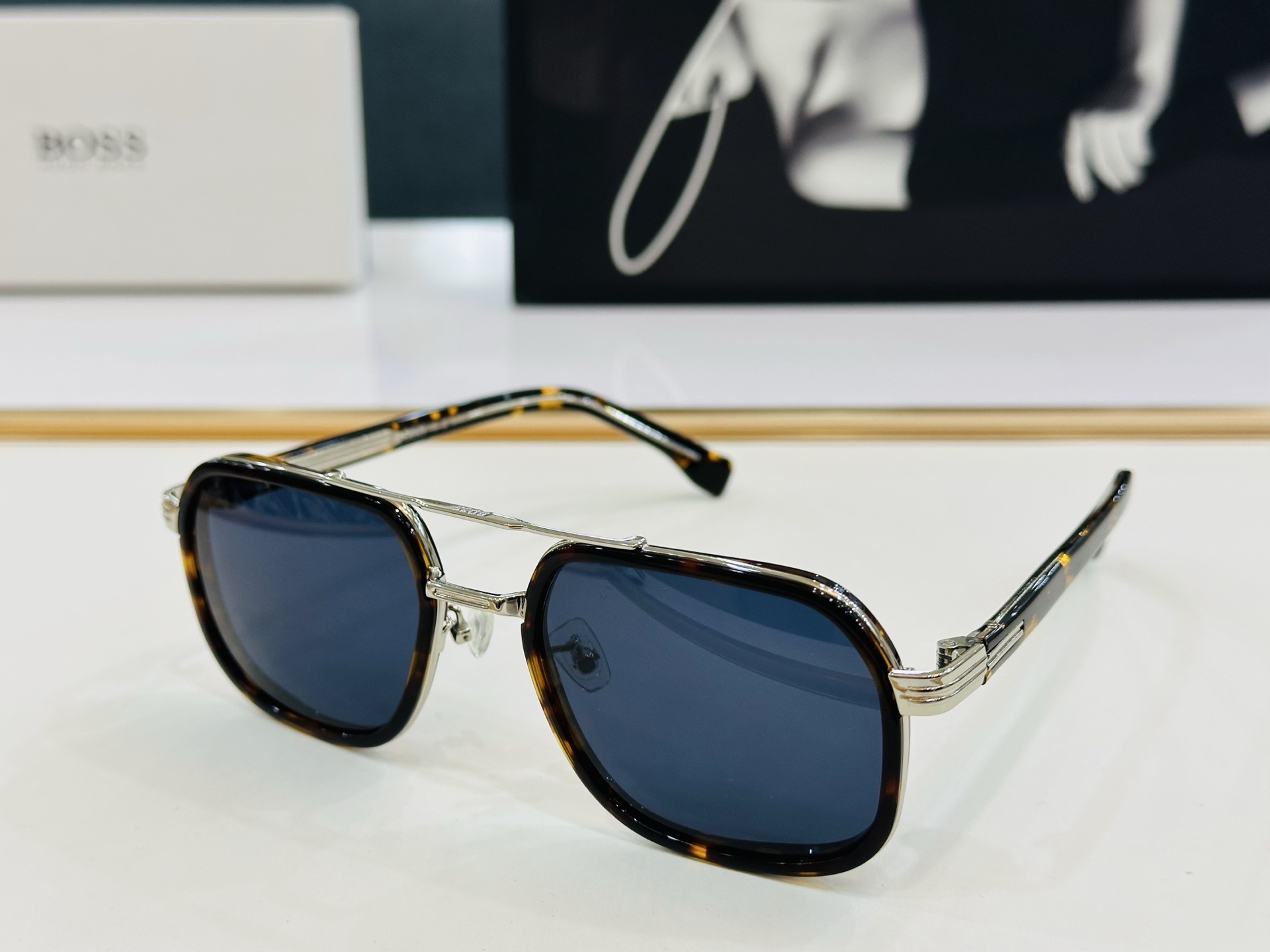 🆕 BOSS 1724/S Size：55口19-150太阳眼镜 🕶🕶高品质 经典不过时框型 C品质优良