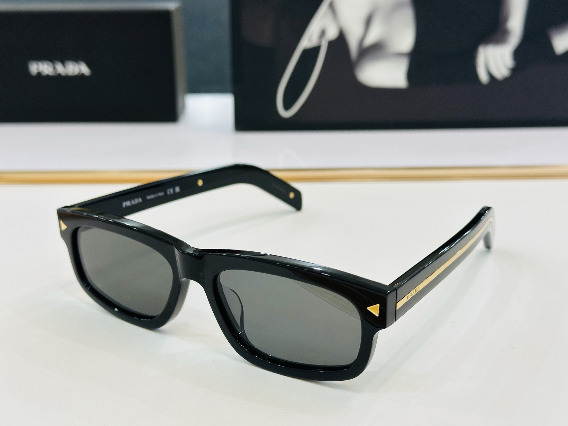 🔺PRAD*🔻普家 PR B11SF Size：55口18-145   眼镜系列堪称精湛制作 彰显独特个