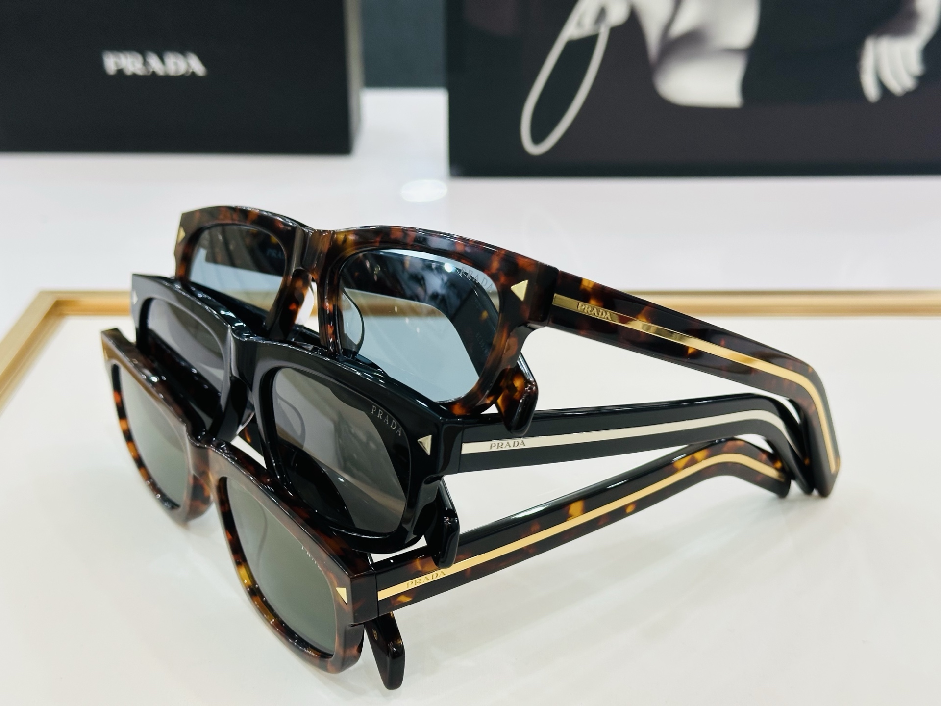🔺PRAD*🔻普家 PR B11SF Size：55口18-145   眼镜系列堪称精湛制作 彰显独特个
