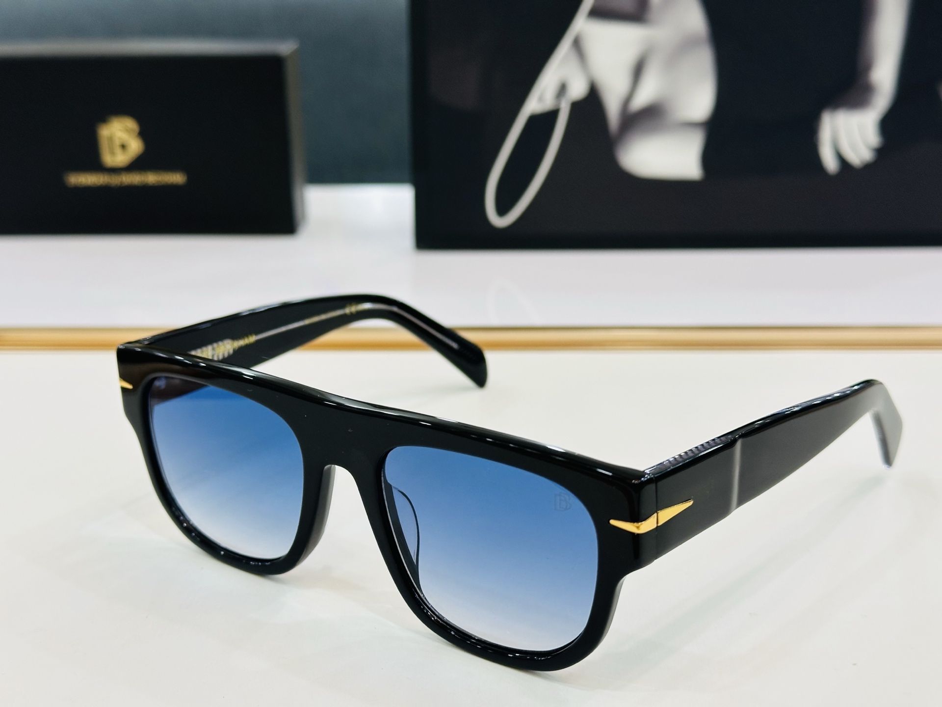 🆕 DB7044/S   Size：54口20-145     🌞🌞🇺🇸永不过时 时尚个性款 XL色🇬🇧