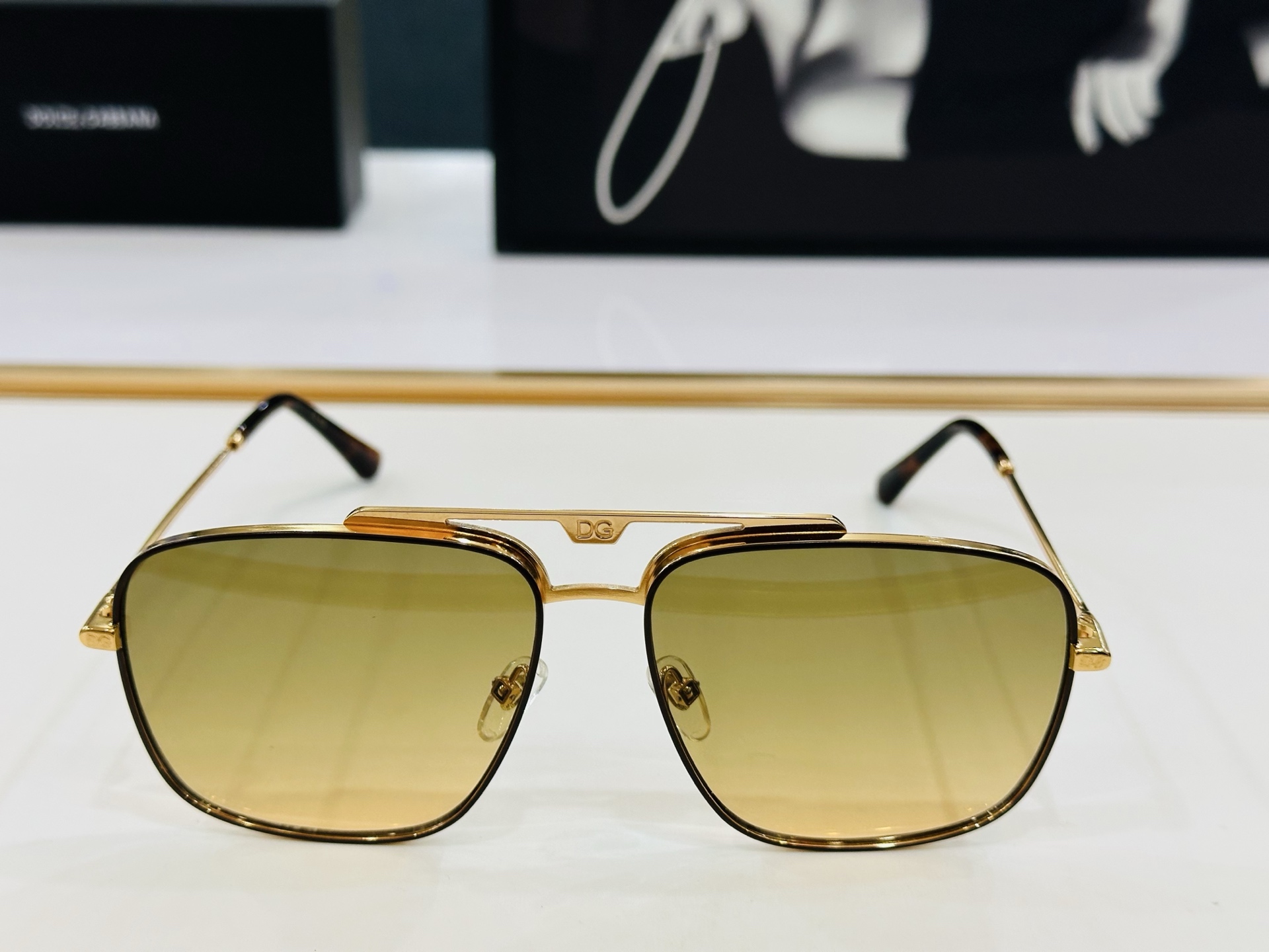 🆕 官网款 🔺DOLCE&GABBAN*🔻DG2264 Size：61口15-145 新颖独特🔝🔝D美艳